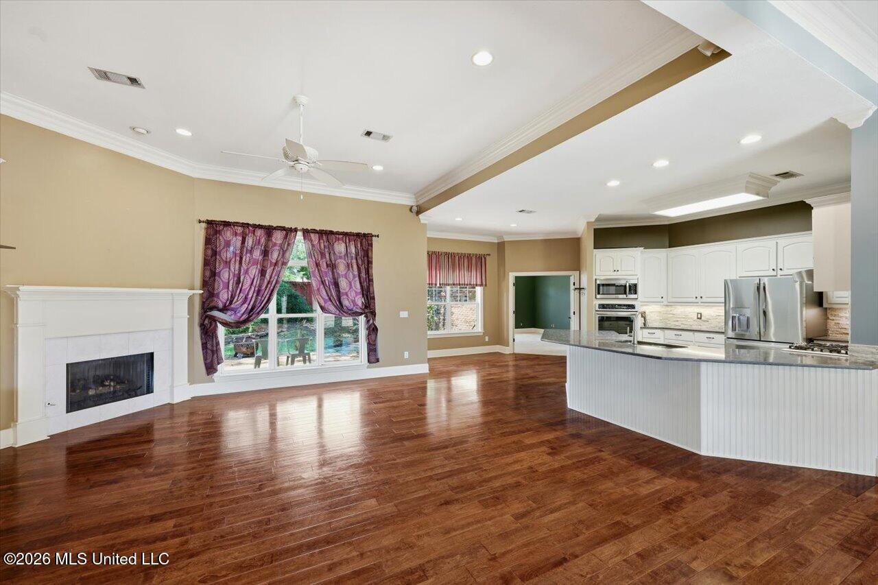 106 Ellicot Burn