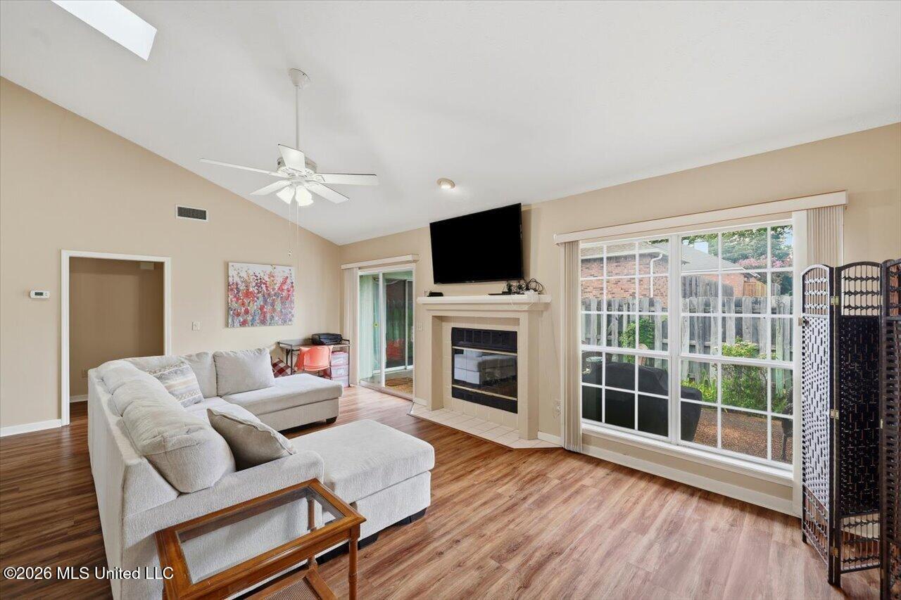 137 Villa Way