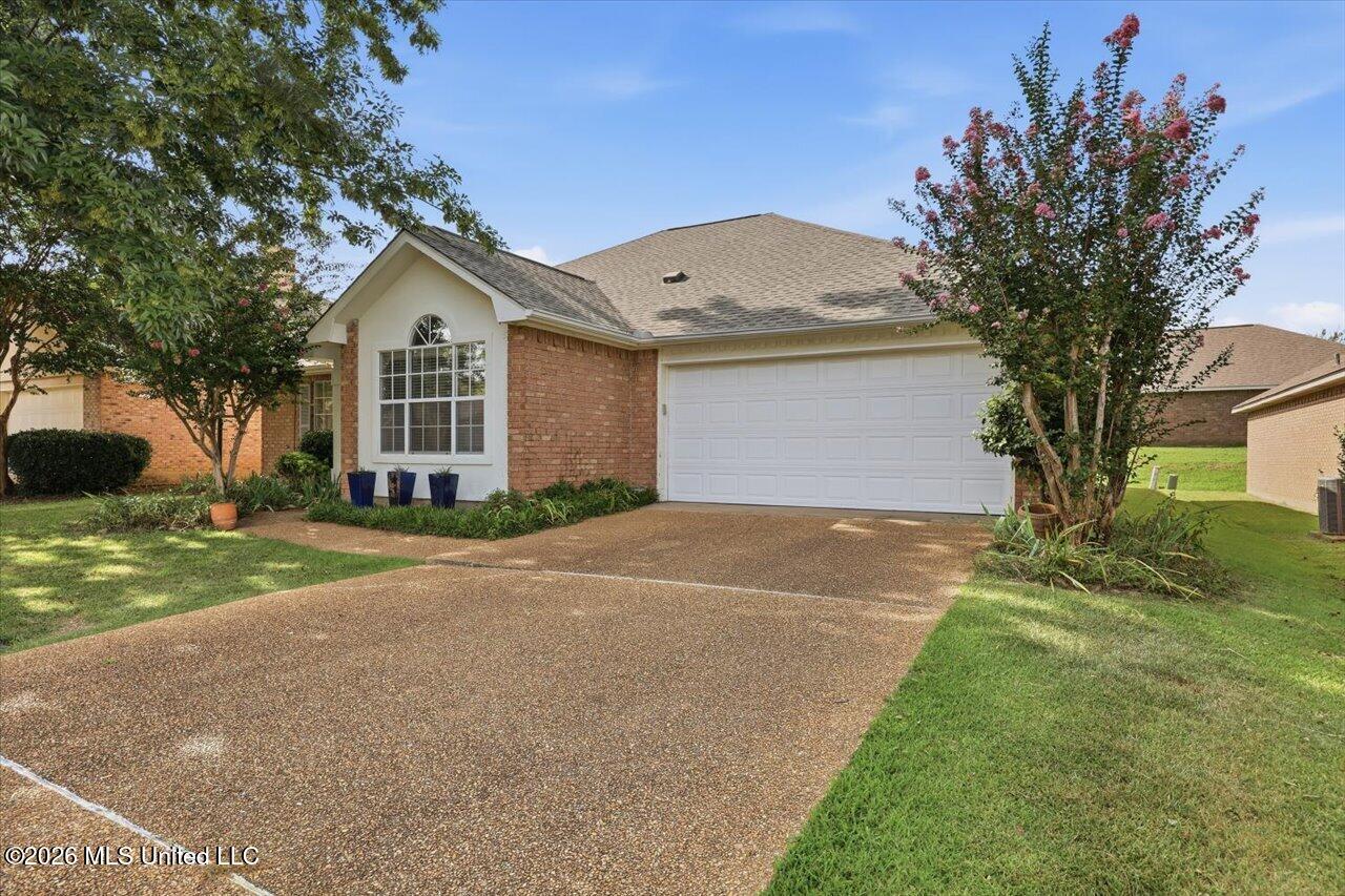 137 Villa Way
