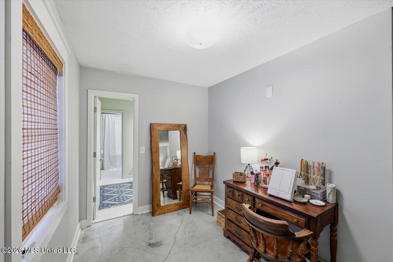 1226 Wesley Drive