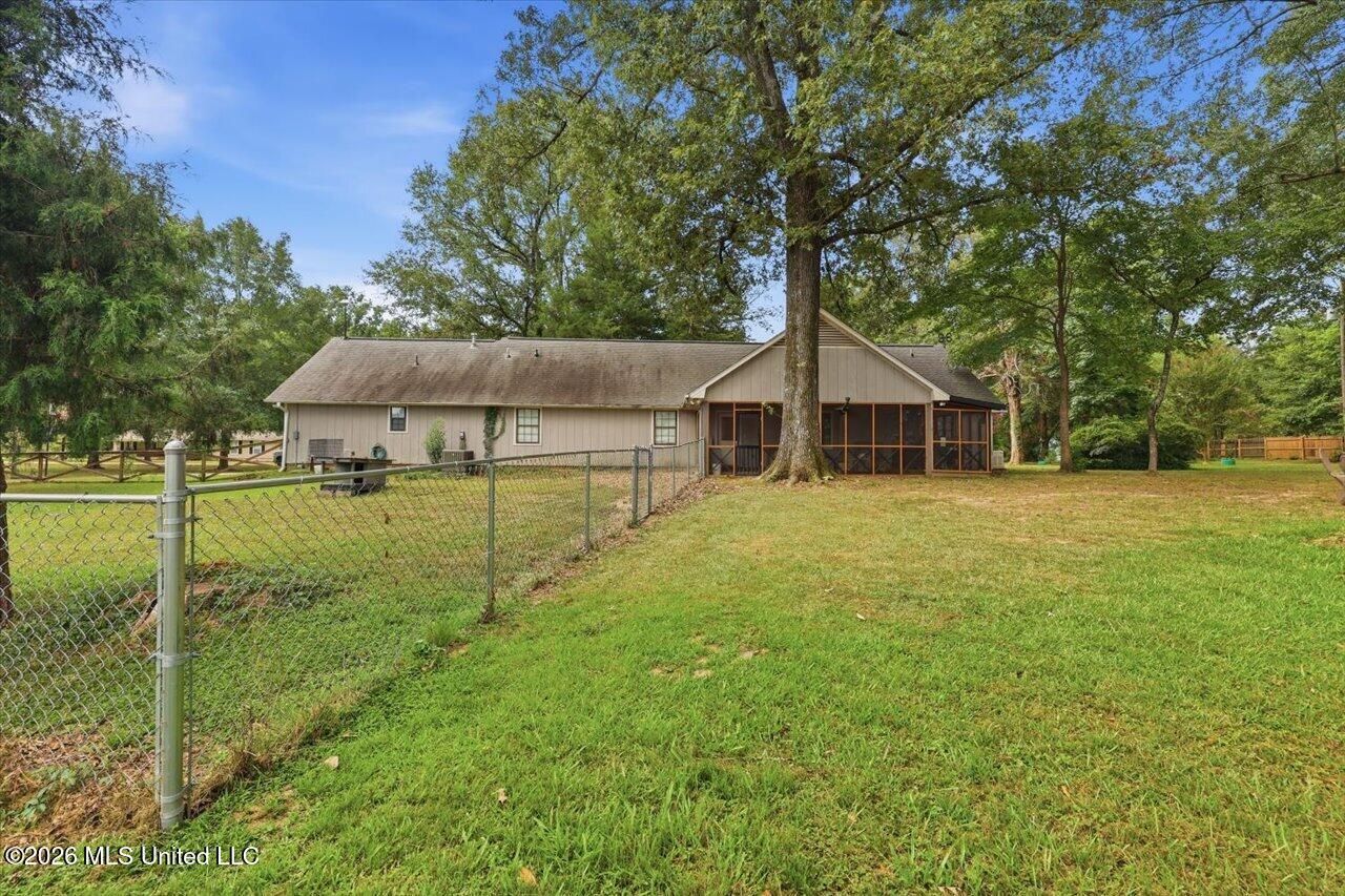 1226 Wesley Drive