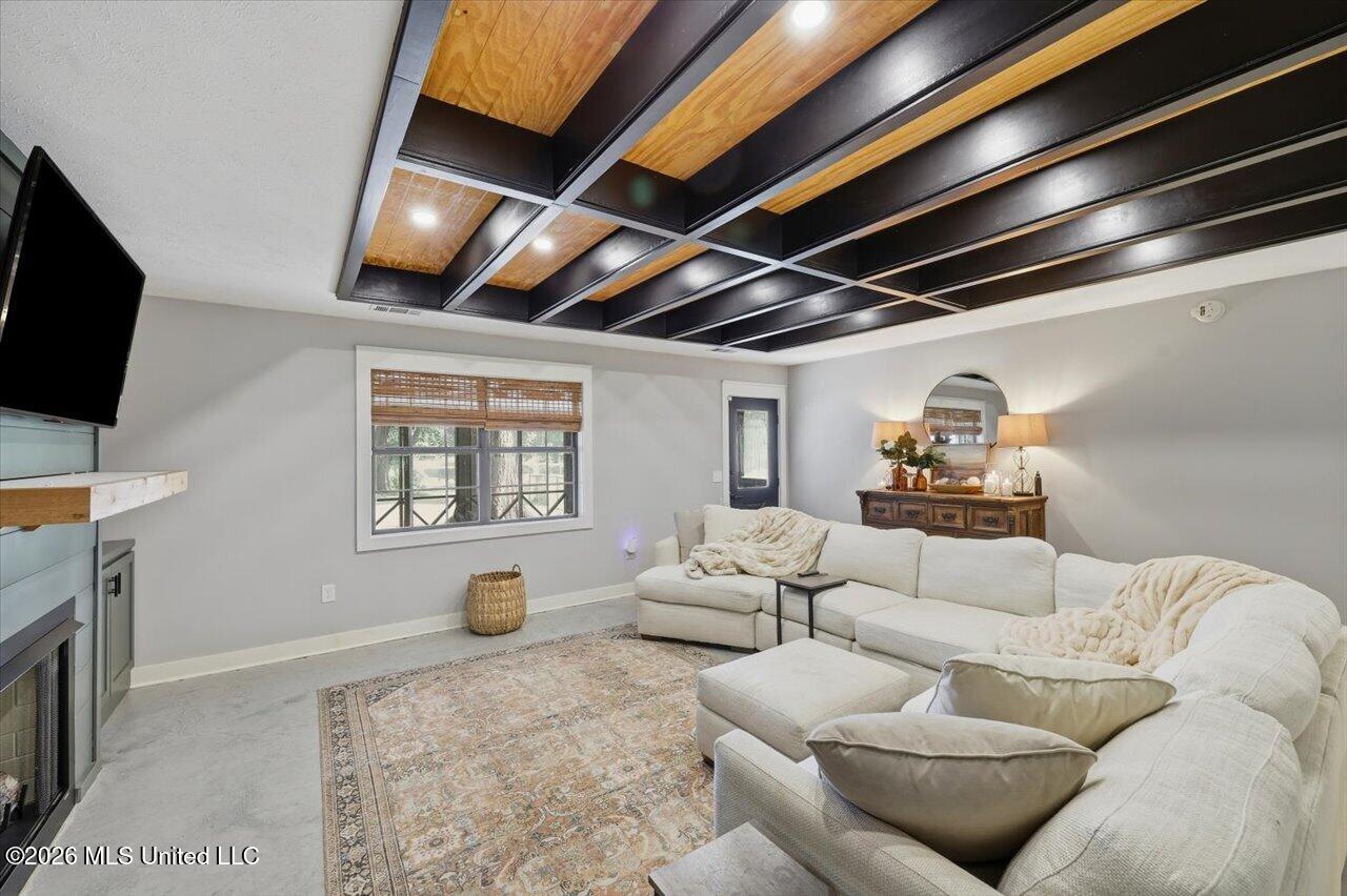 1226 Wesley Drive