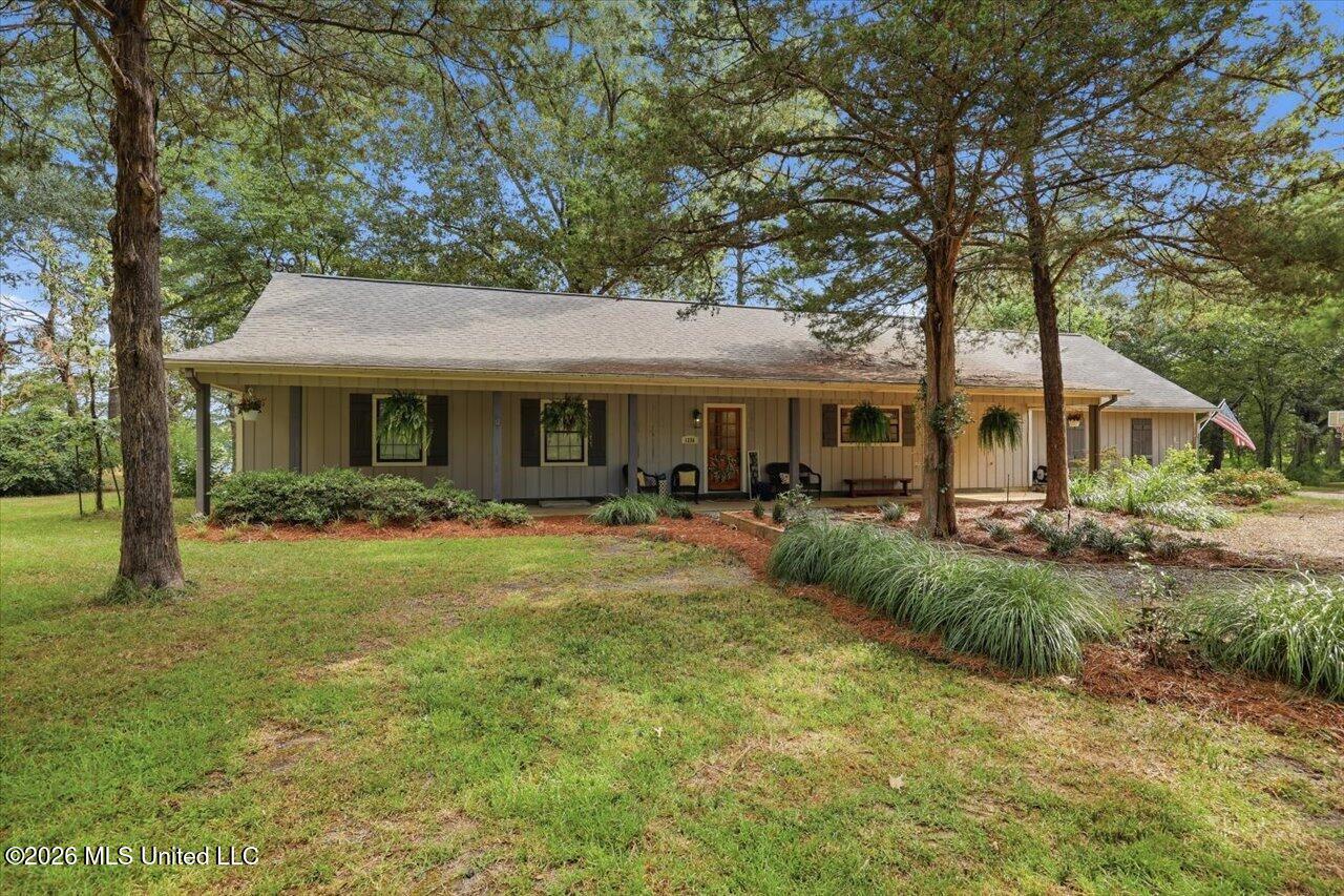 1226 Wesley Drive