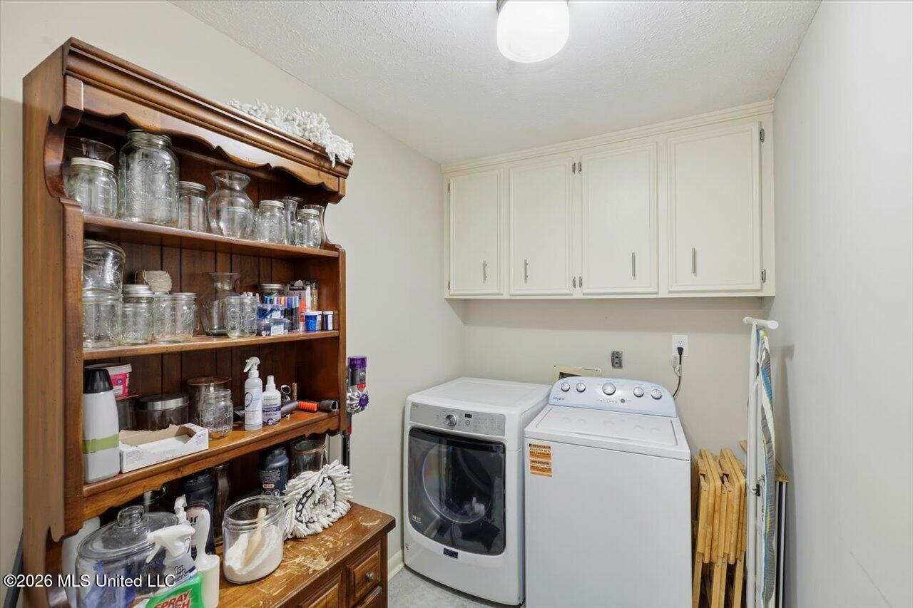 1226 Wesley Drive