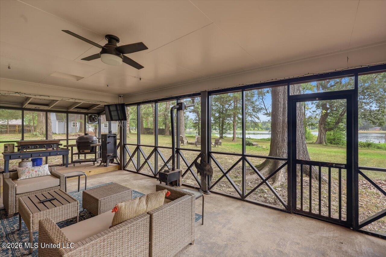 1226 Wesley Drive