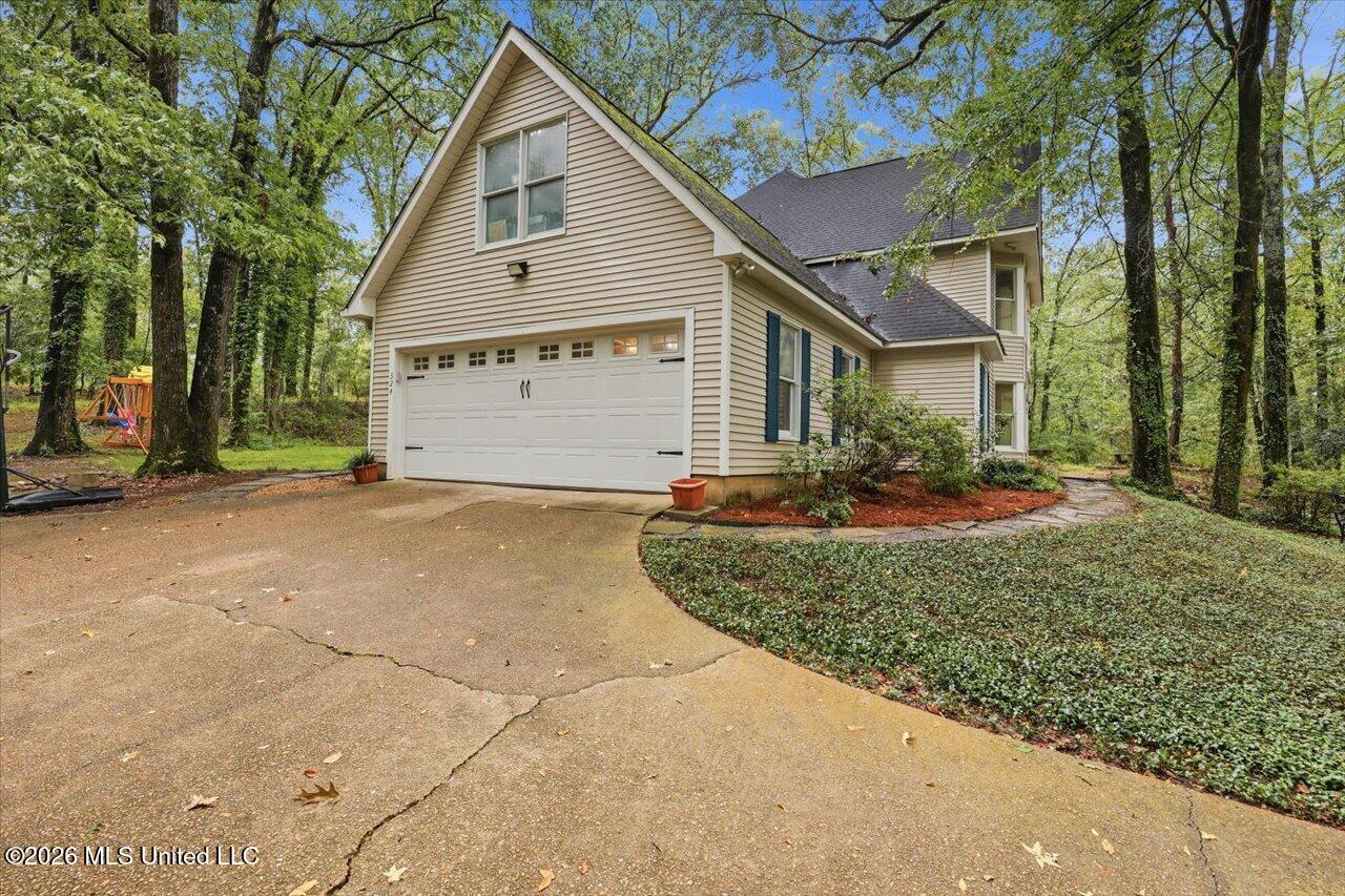 324 Warwick Road