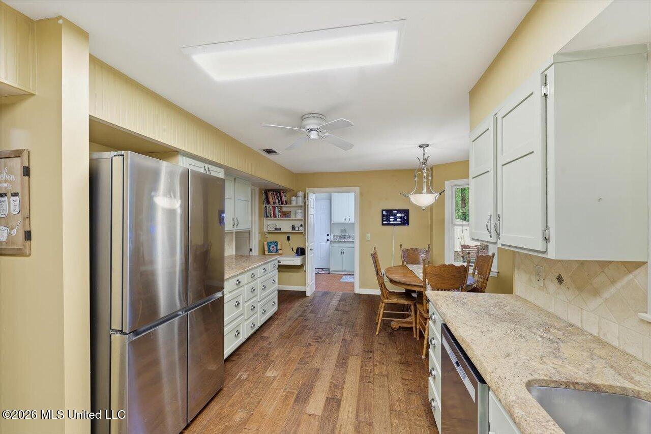 324 Warwick Road
