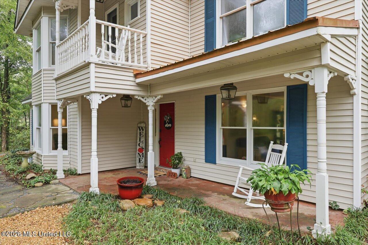 324 Warwick Road