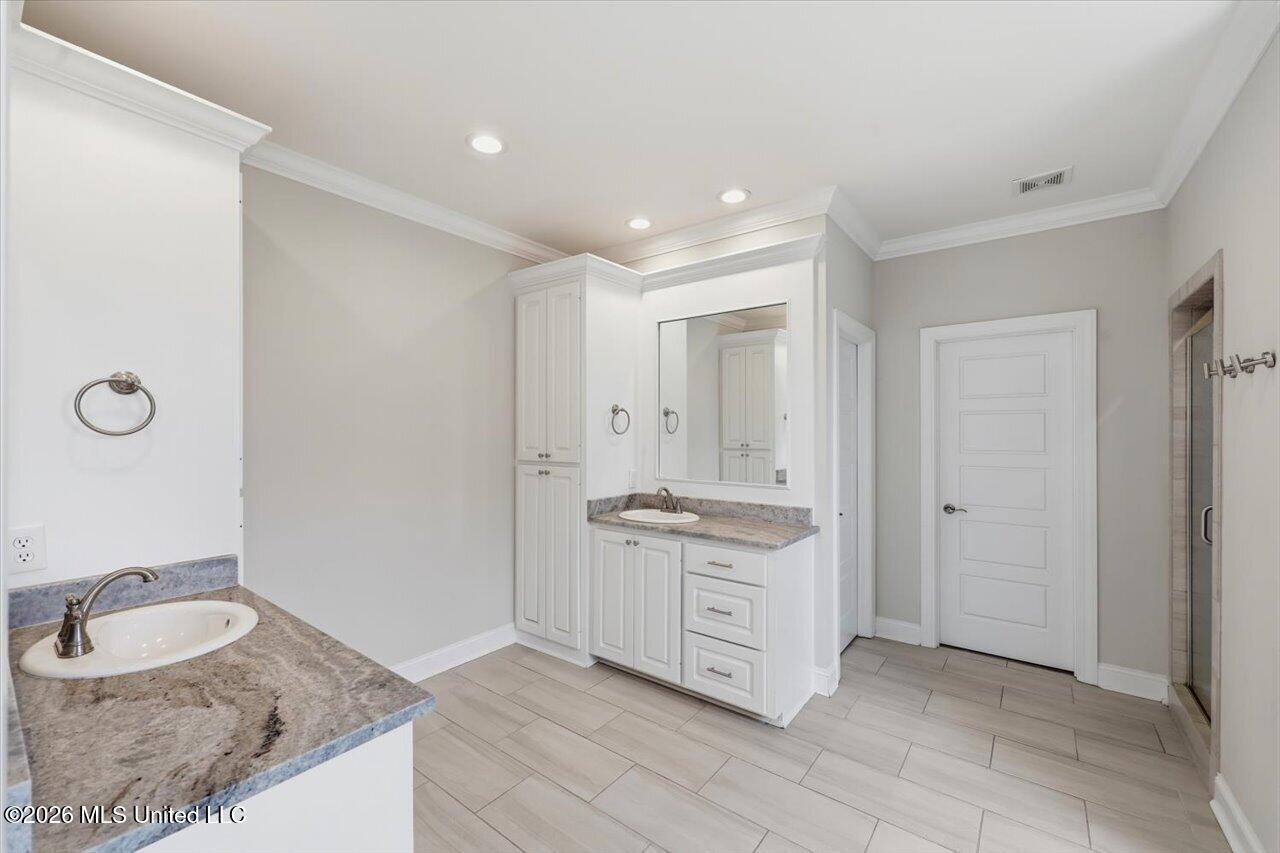 102 Twain Trail
