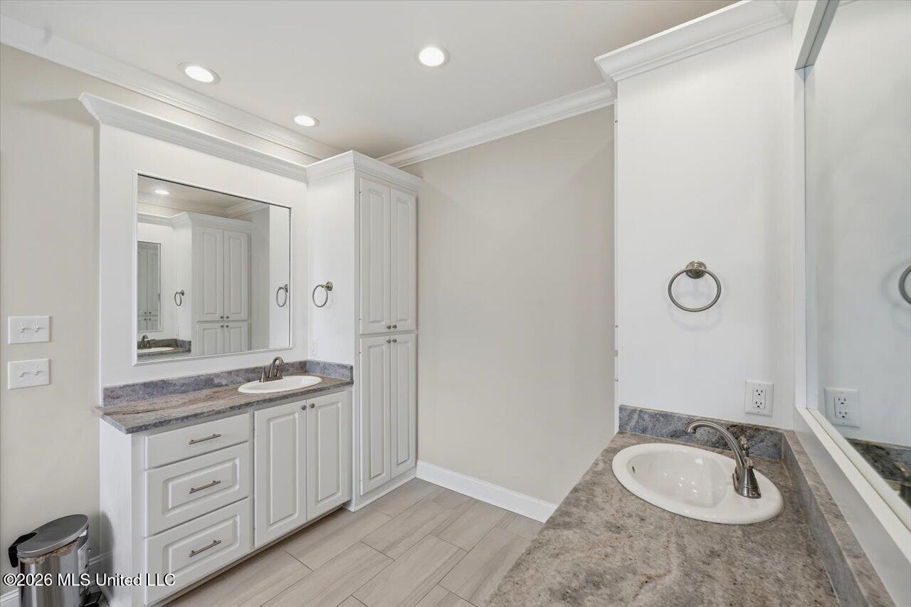 102 Twain Trail