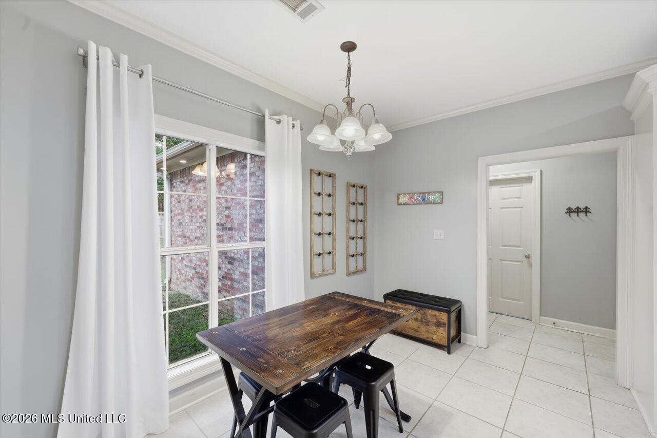 313 Hunters Ridge Drive
