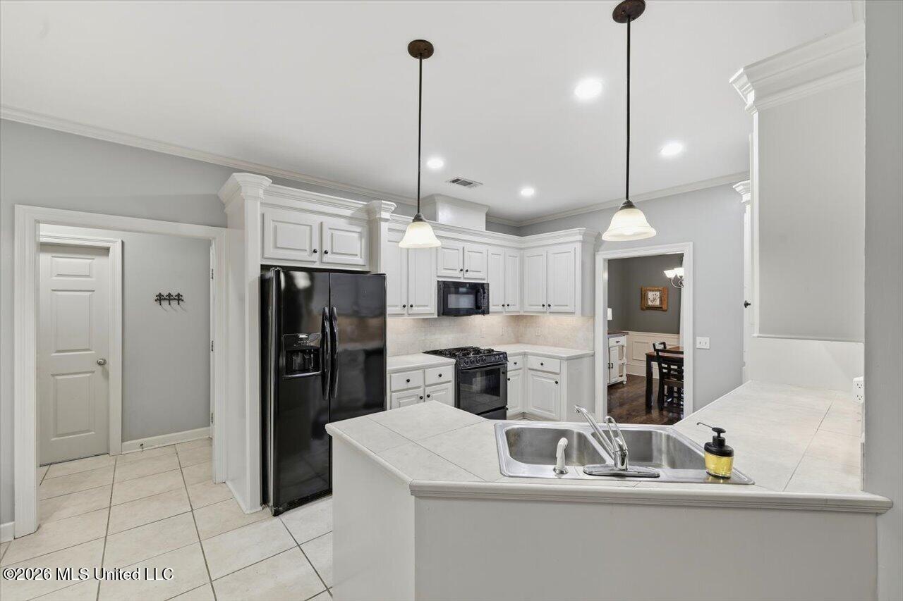313 Hunters Ridge Drive