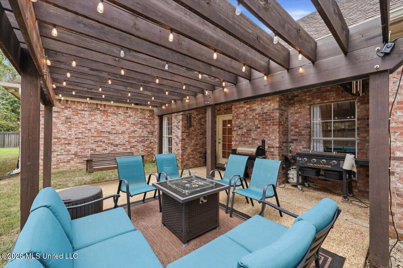 313 Hunters Ridge Drive