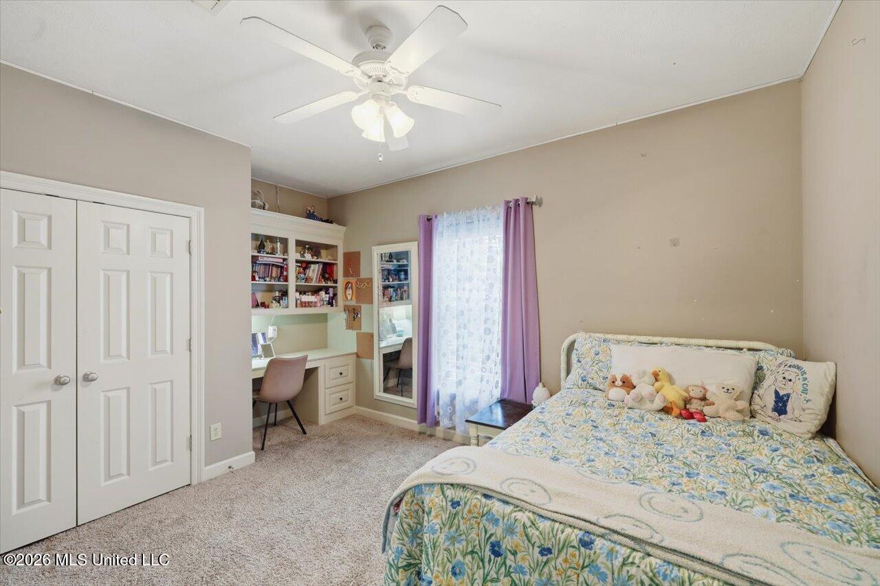 313 Hunters Ridge Drive