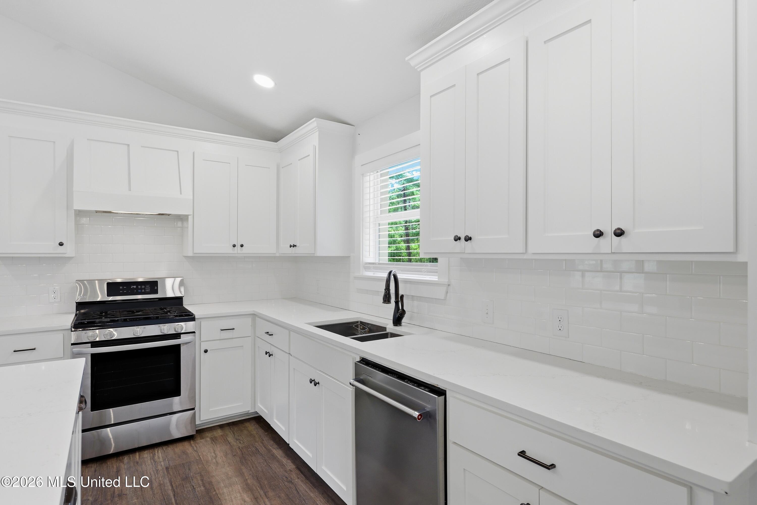 573 Clinton Tinnin Road