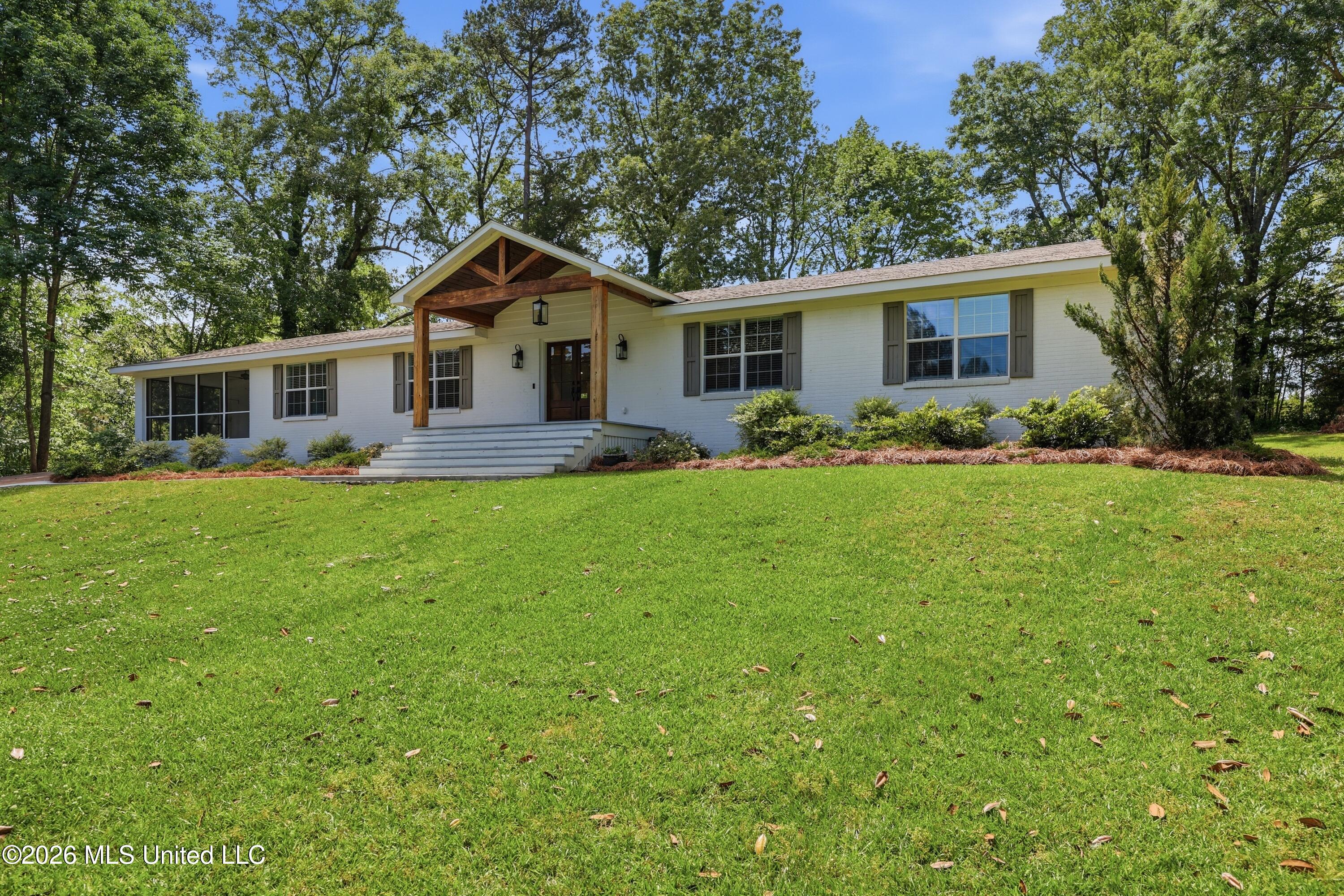 573 Clinton Tinnin Road