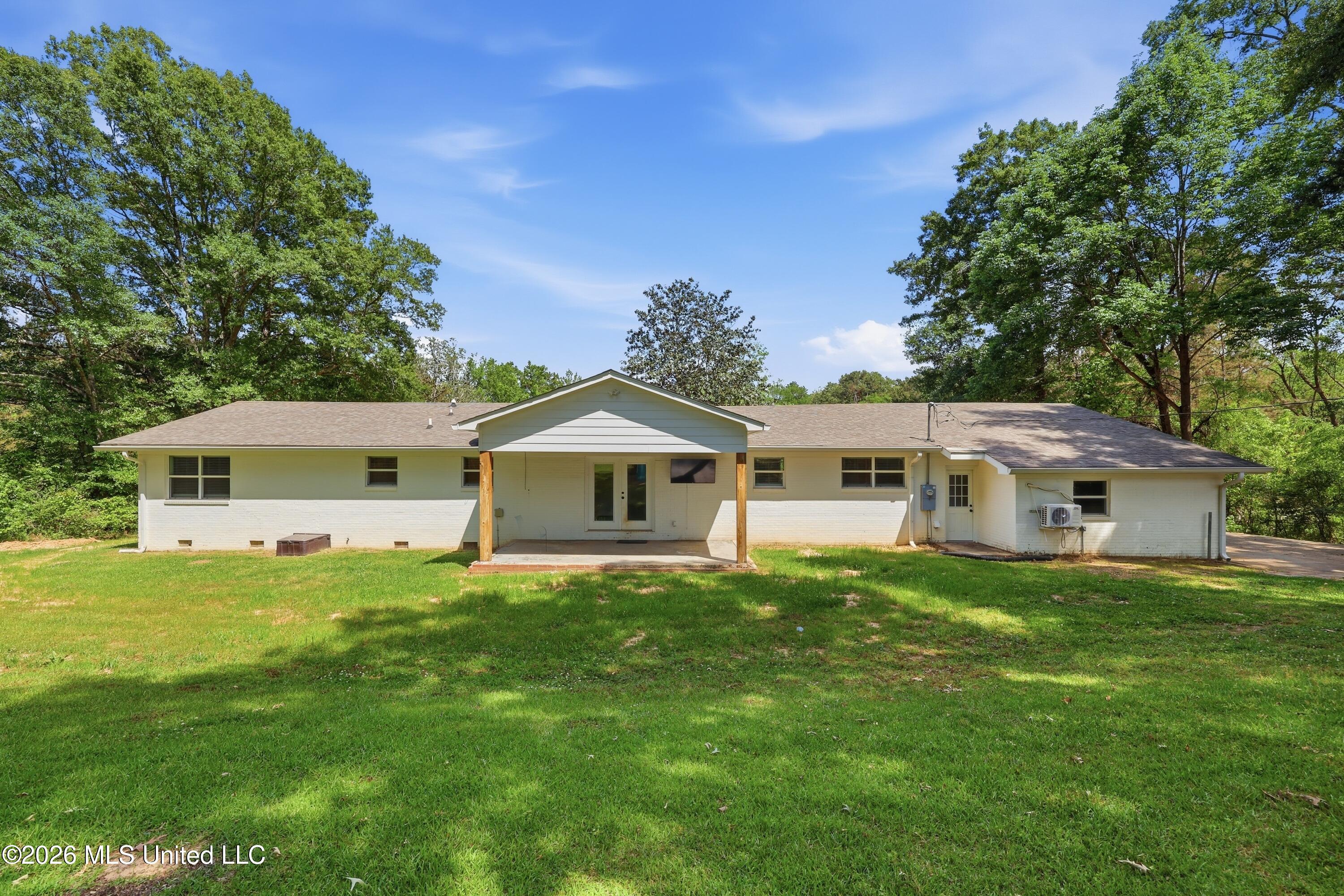573 Clinton Tinnin Road