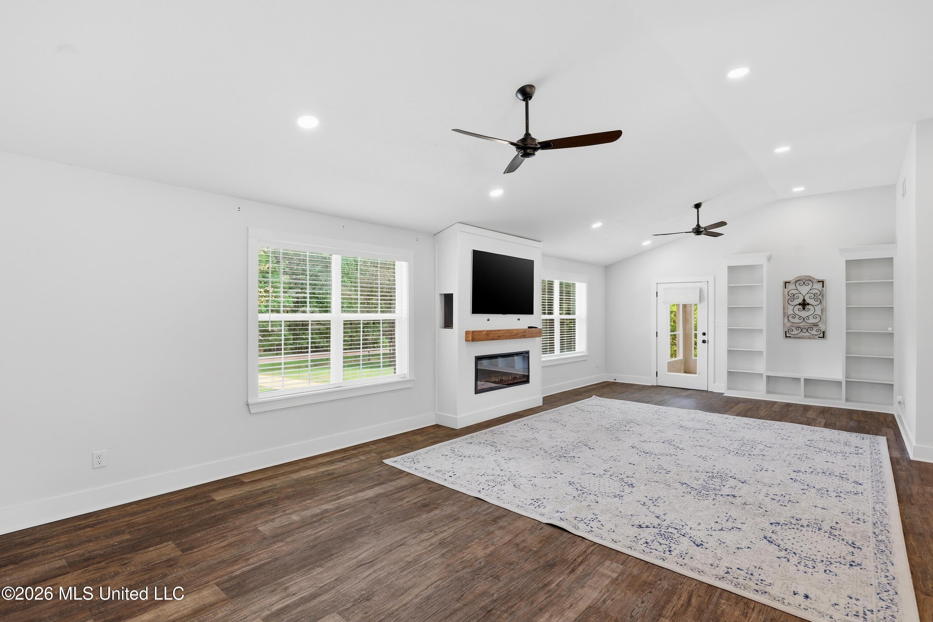 573 Clinton Tinnin Road
