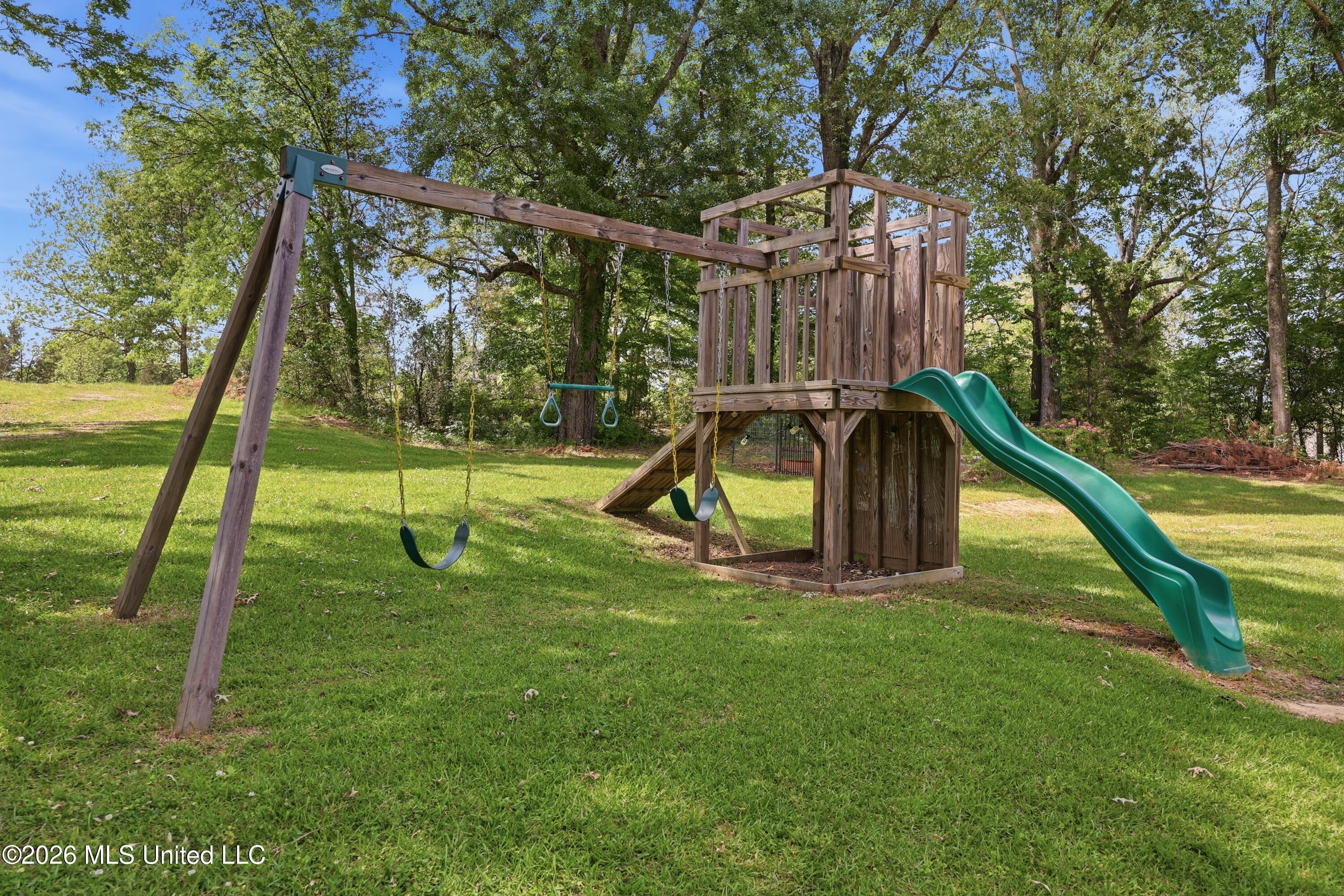573 Clinton Tinnin Road