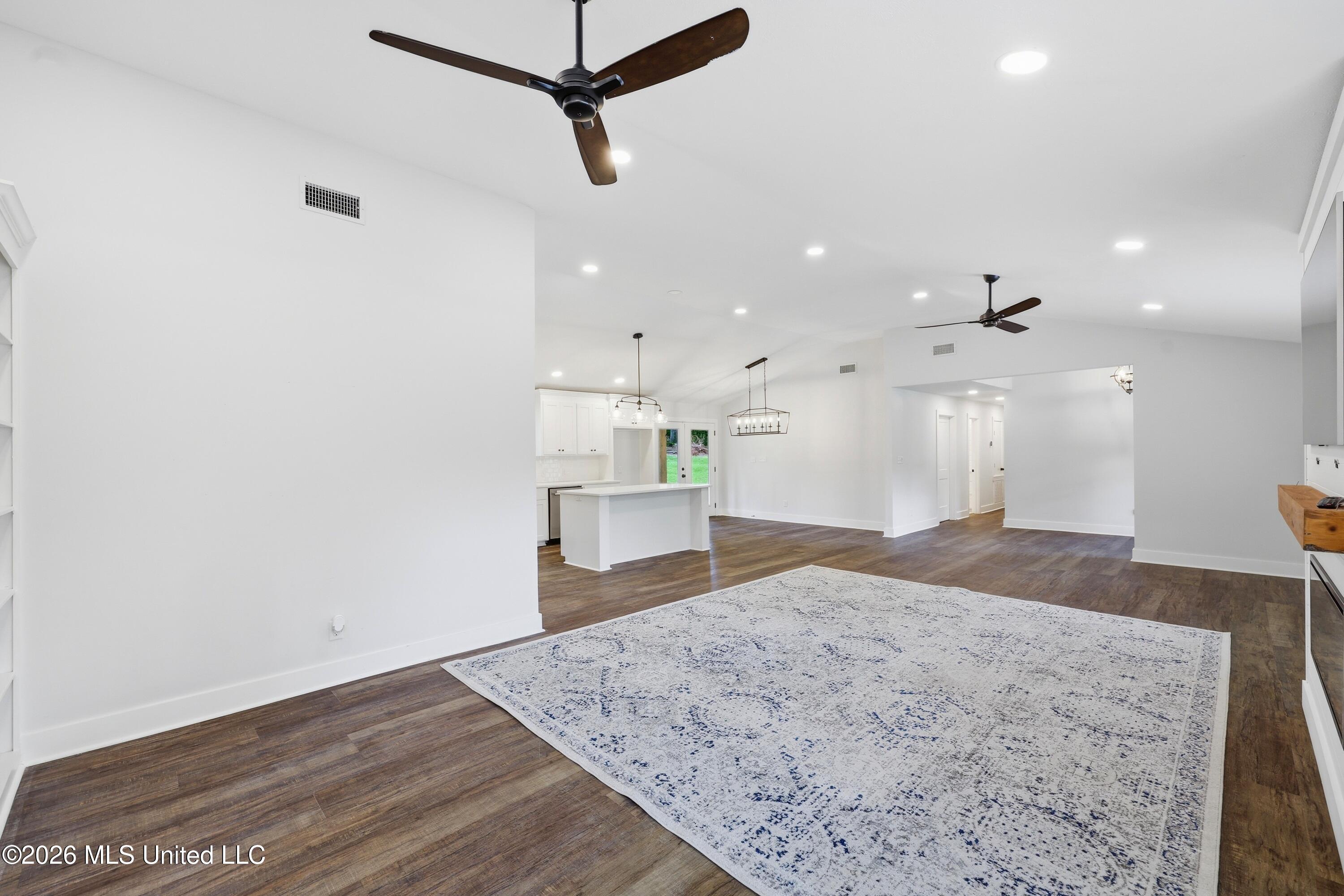 573 Clinton Tinnin Road