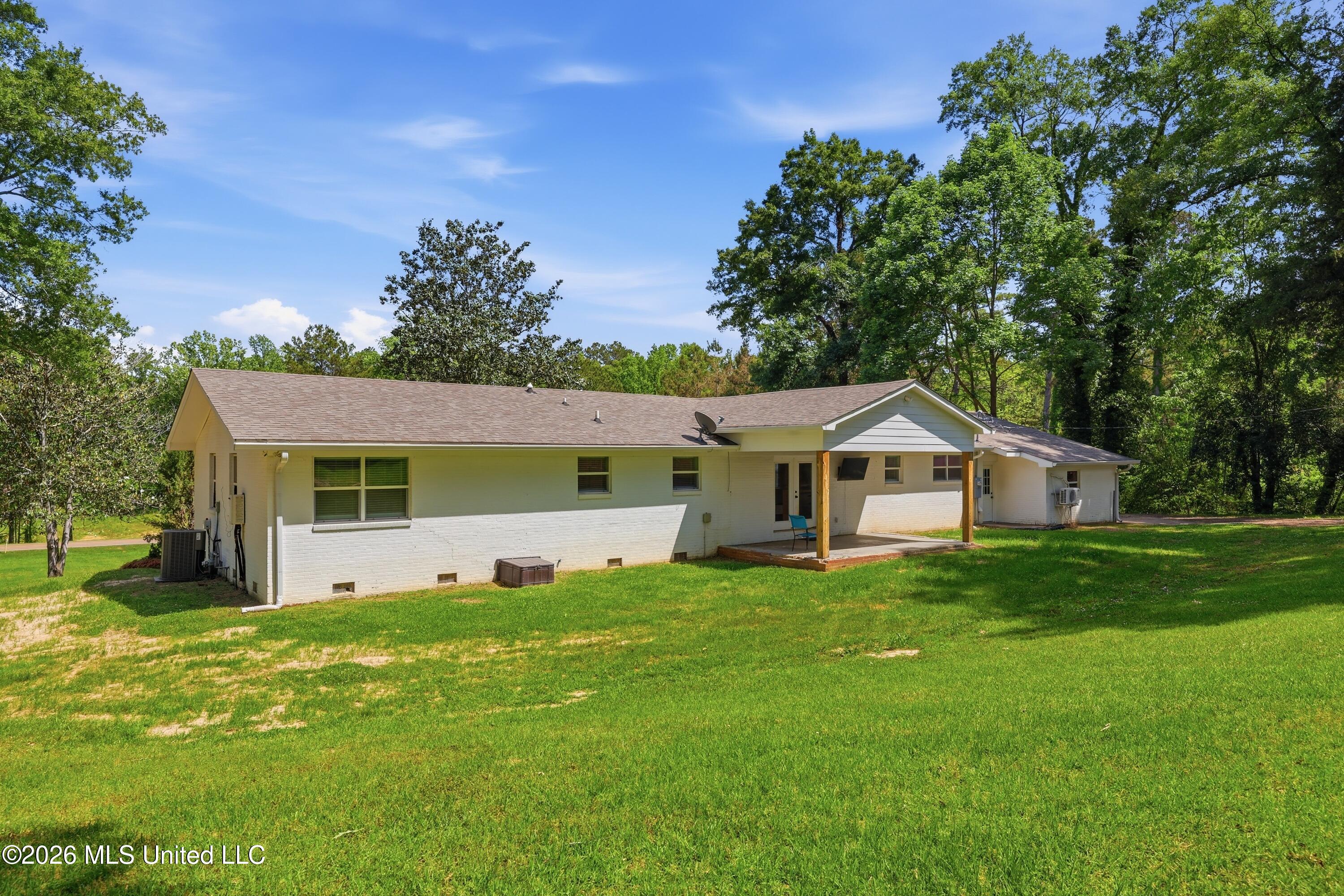 573 Clinton Tinnin Road
