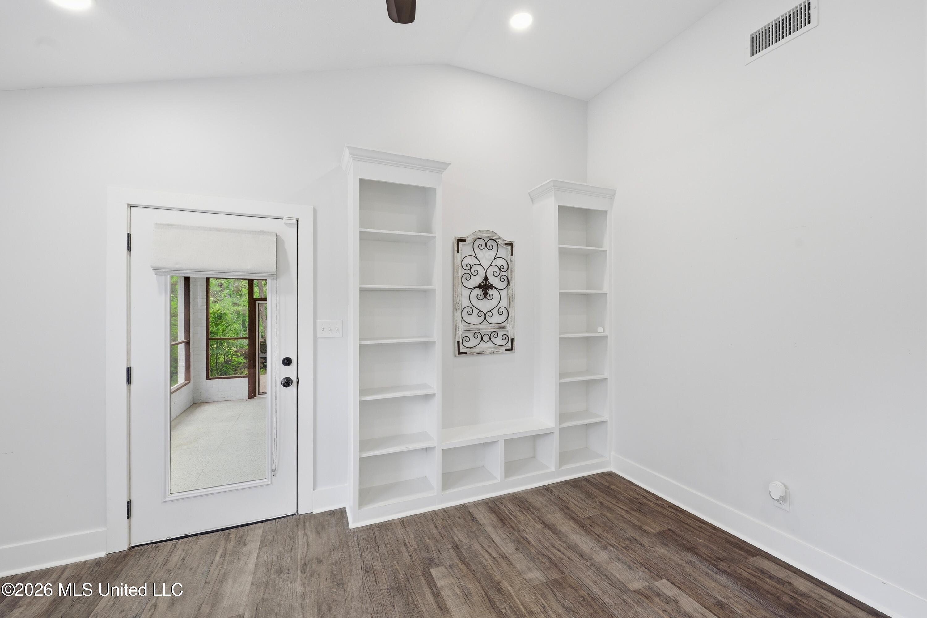 573 Clinton Tinnin Road