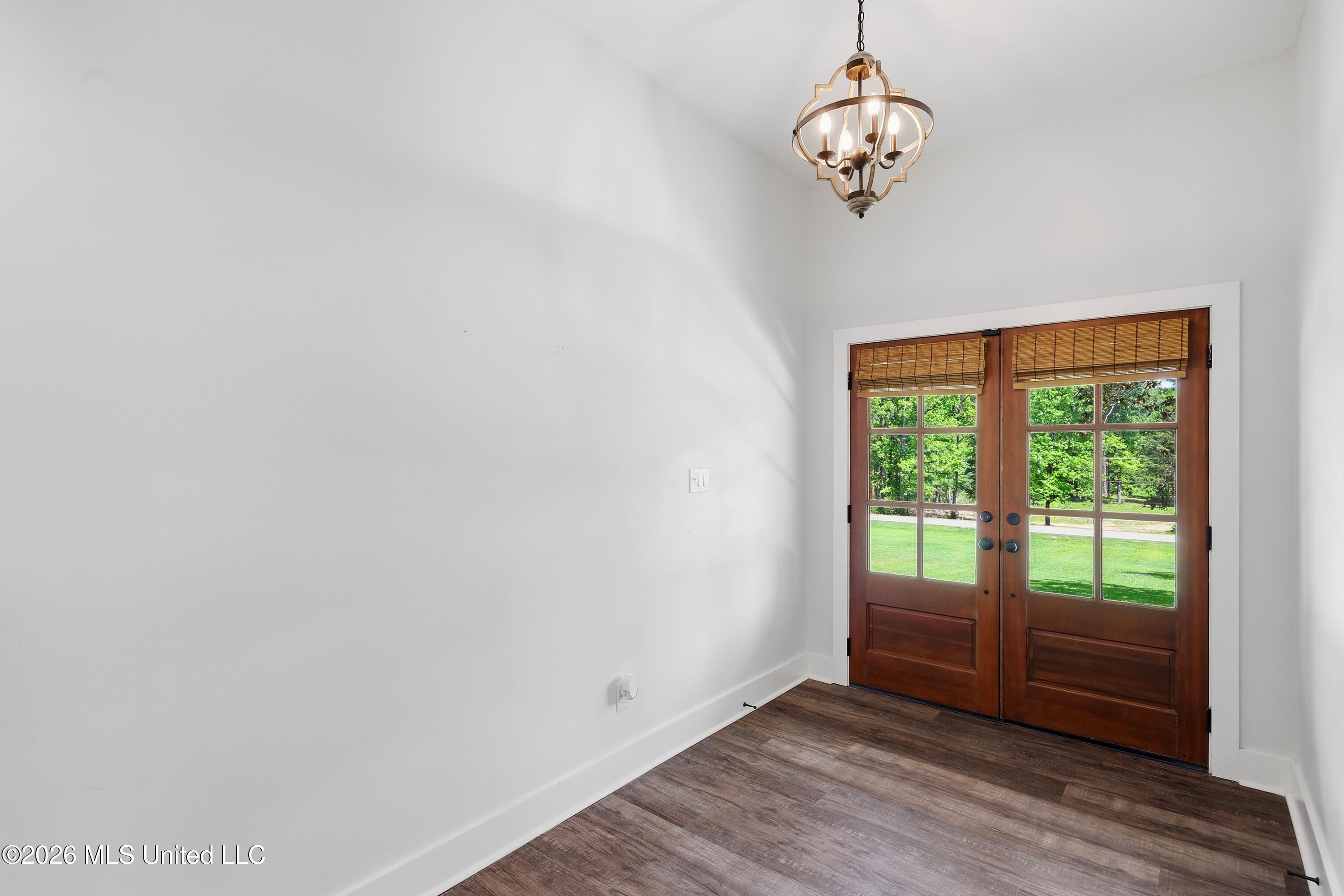 573 Clinton Tinnin Road