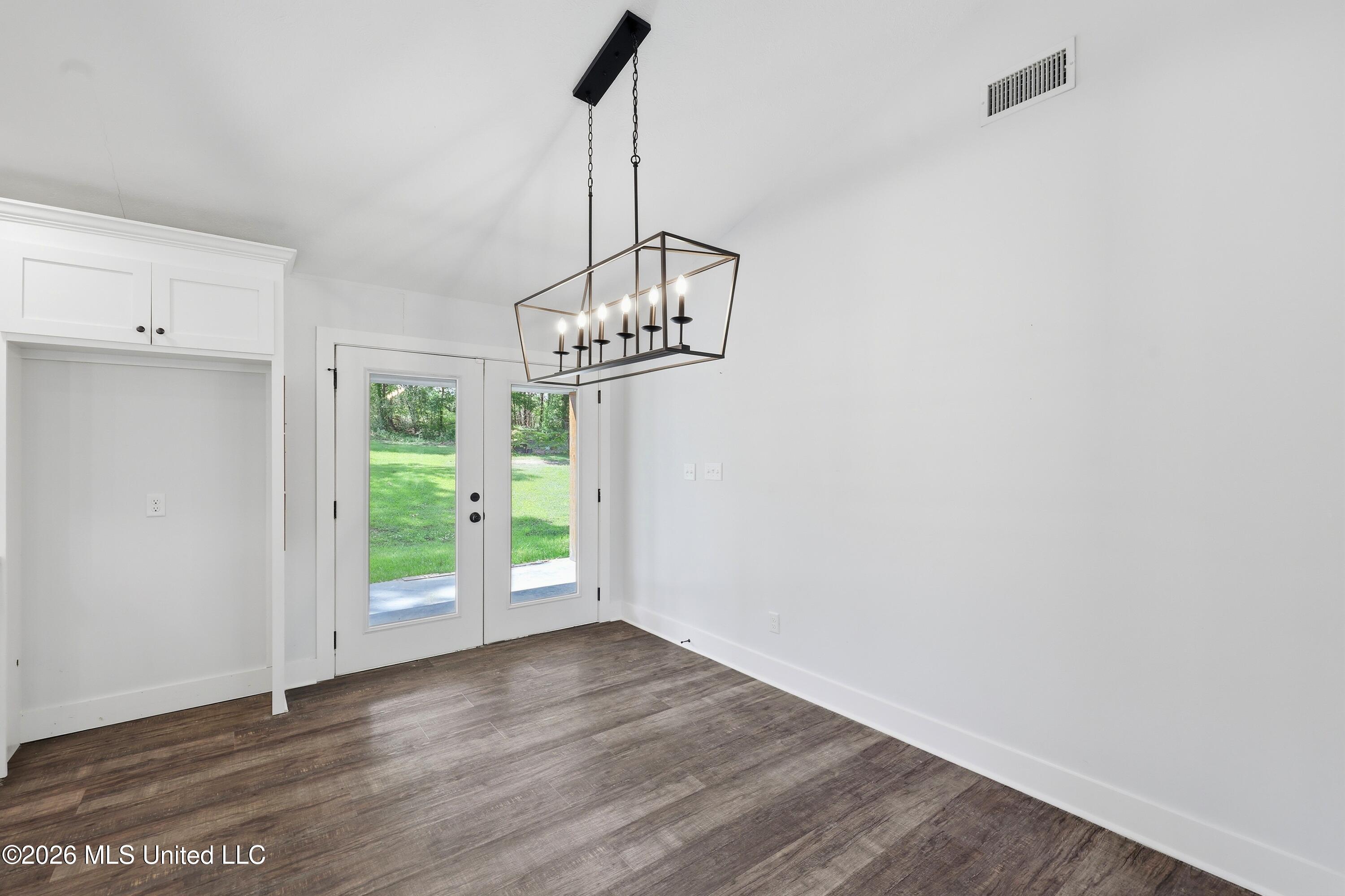573 Clinton Tinnin Road