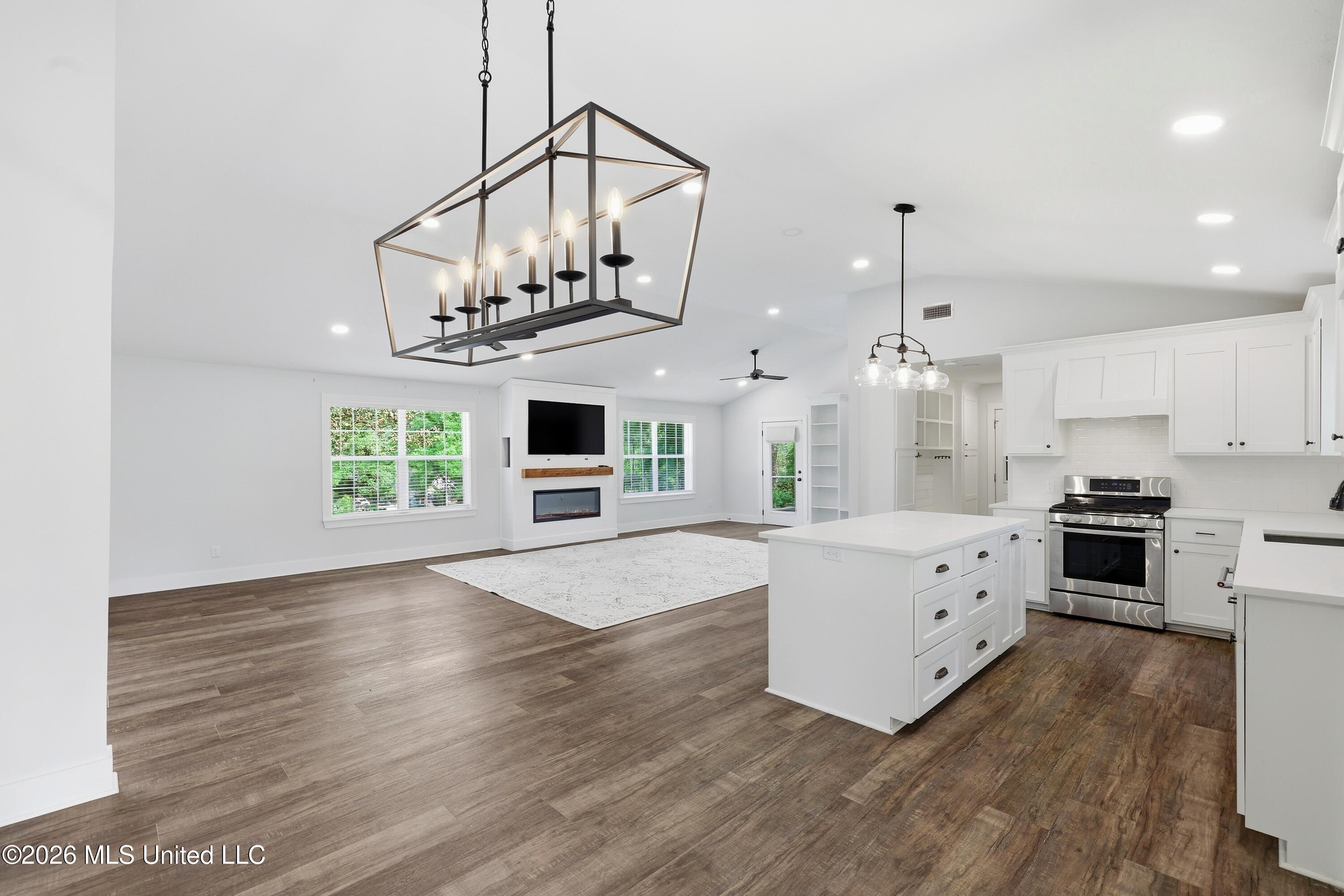 573 Clinton Tinnin Road