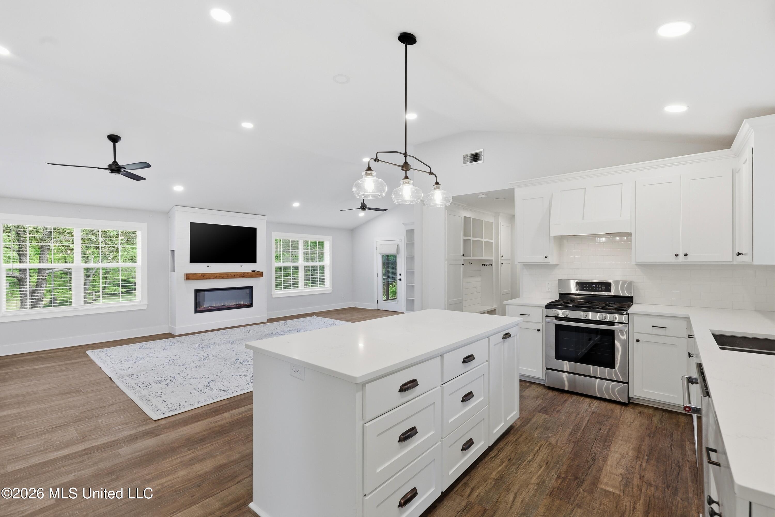 573 Clinton Tinnin Road