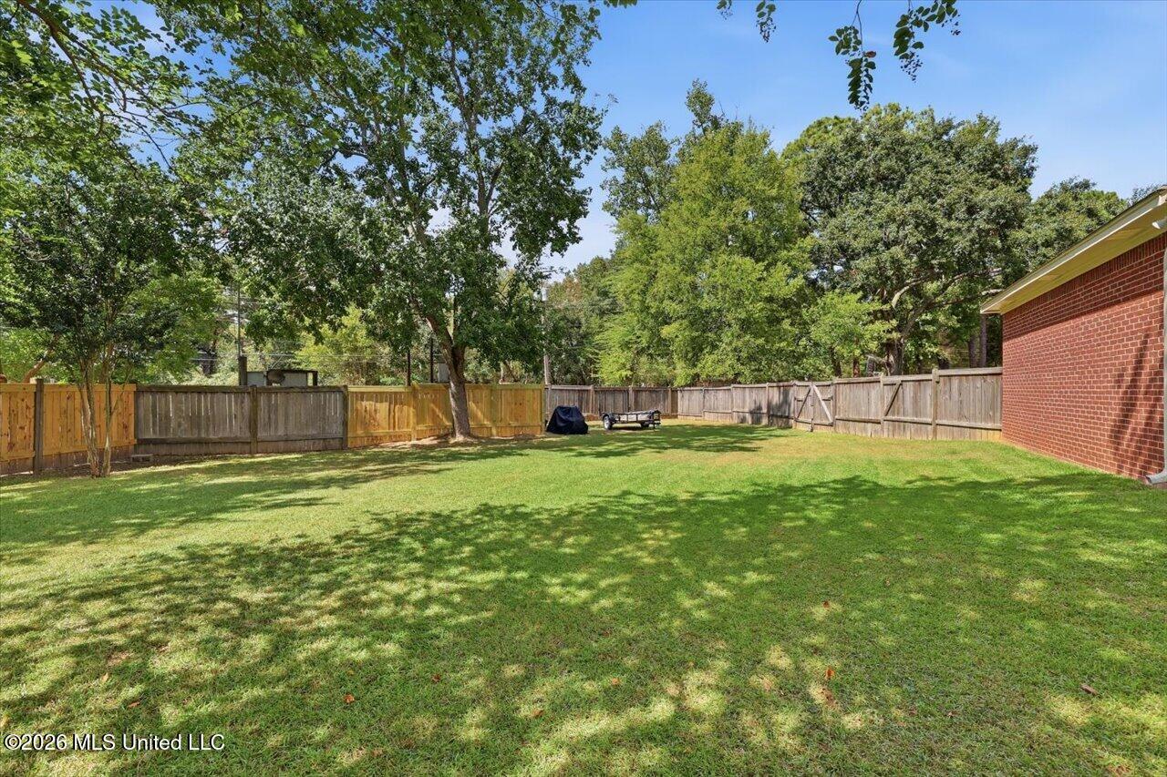 104 Hunters Glen