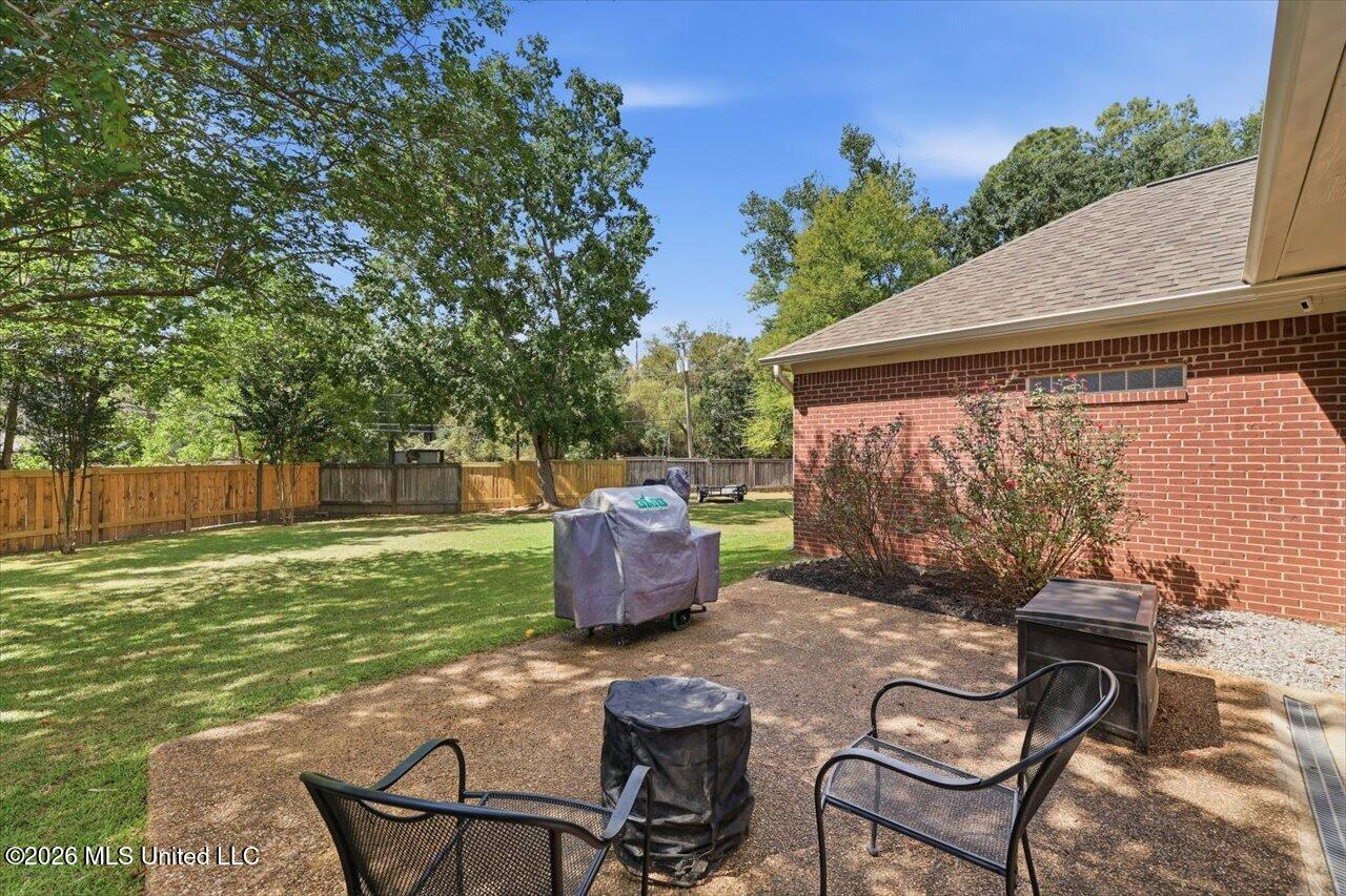 104 Hunters Glen