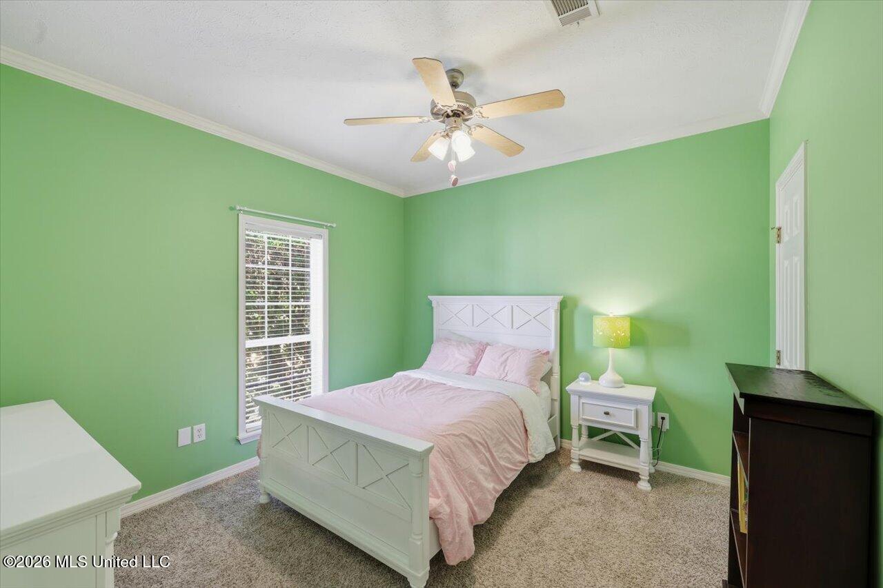 104 Hunters Glen