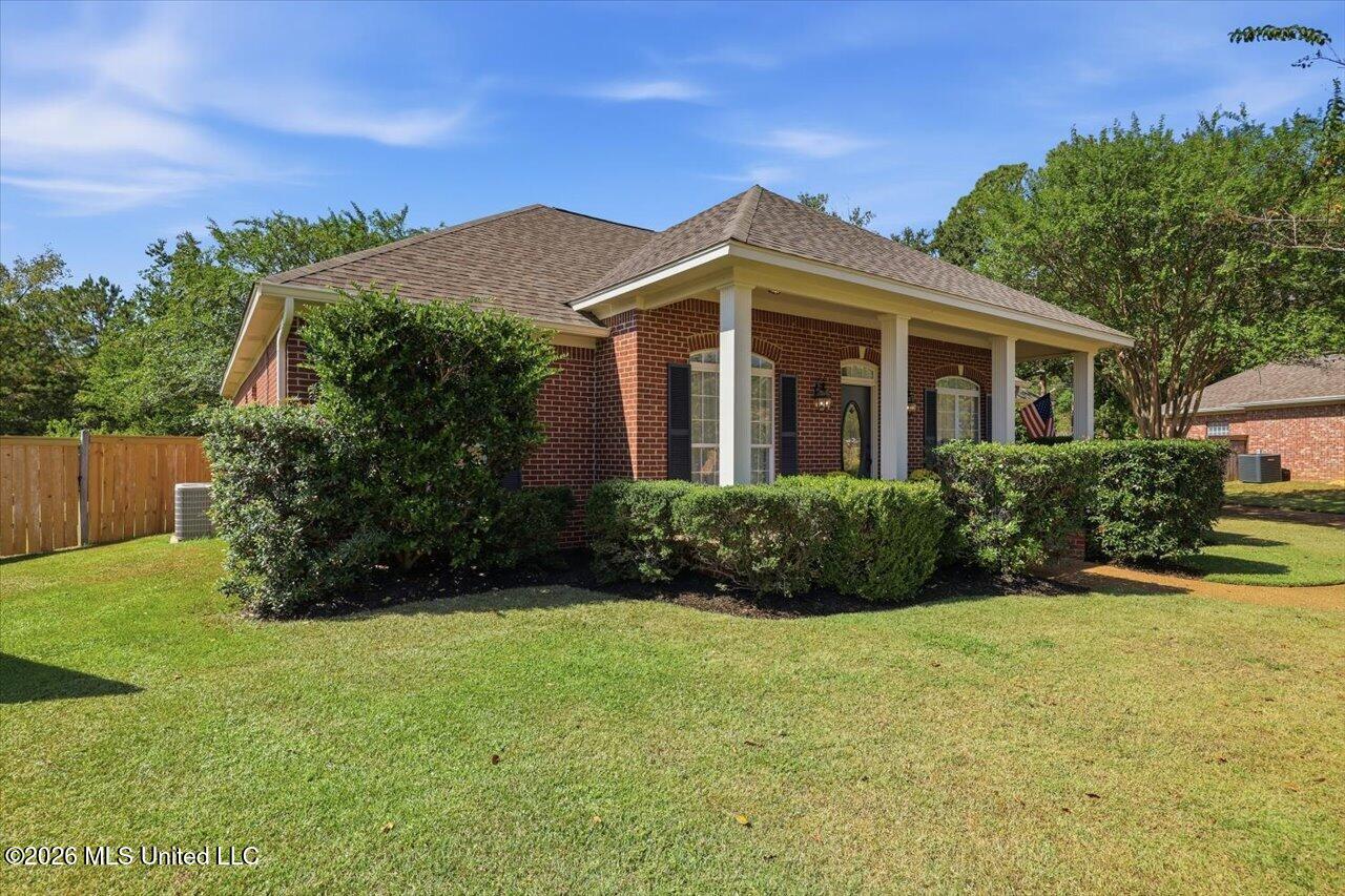 104 Hunters Glen