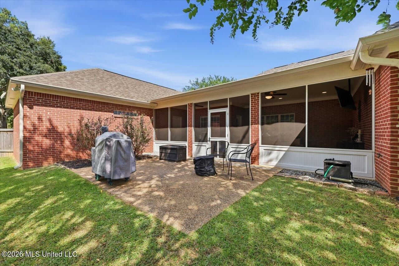 104 Hunters Glen