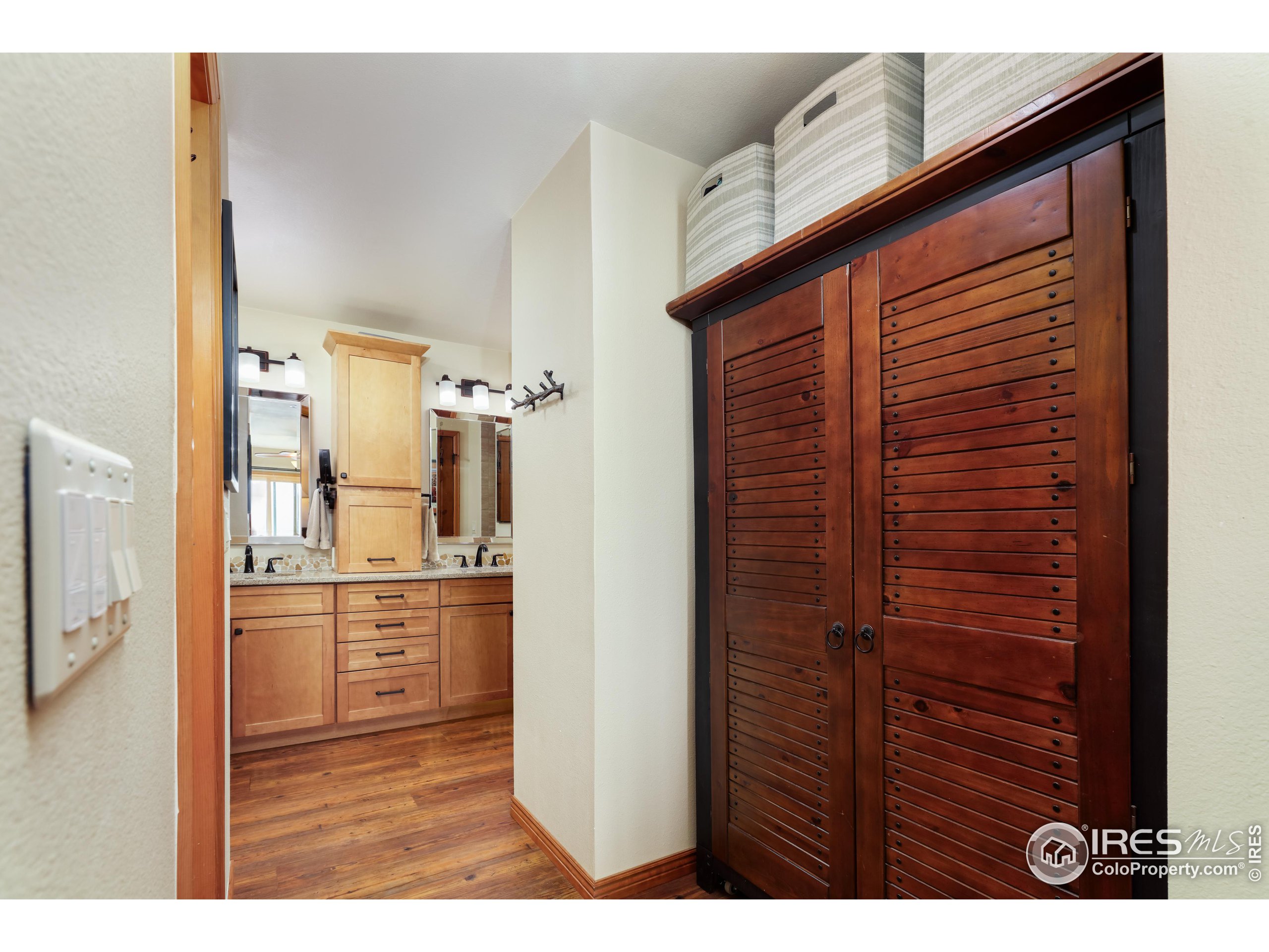 385 Lakeshore Park Rd