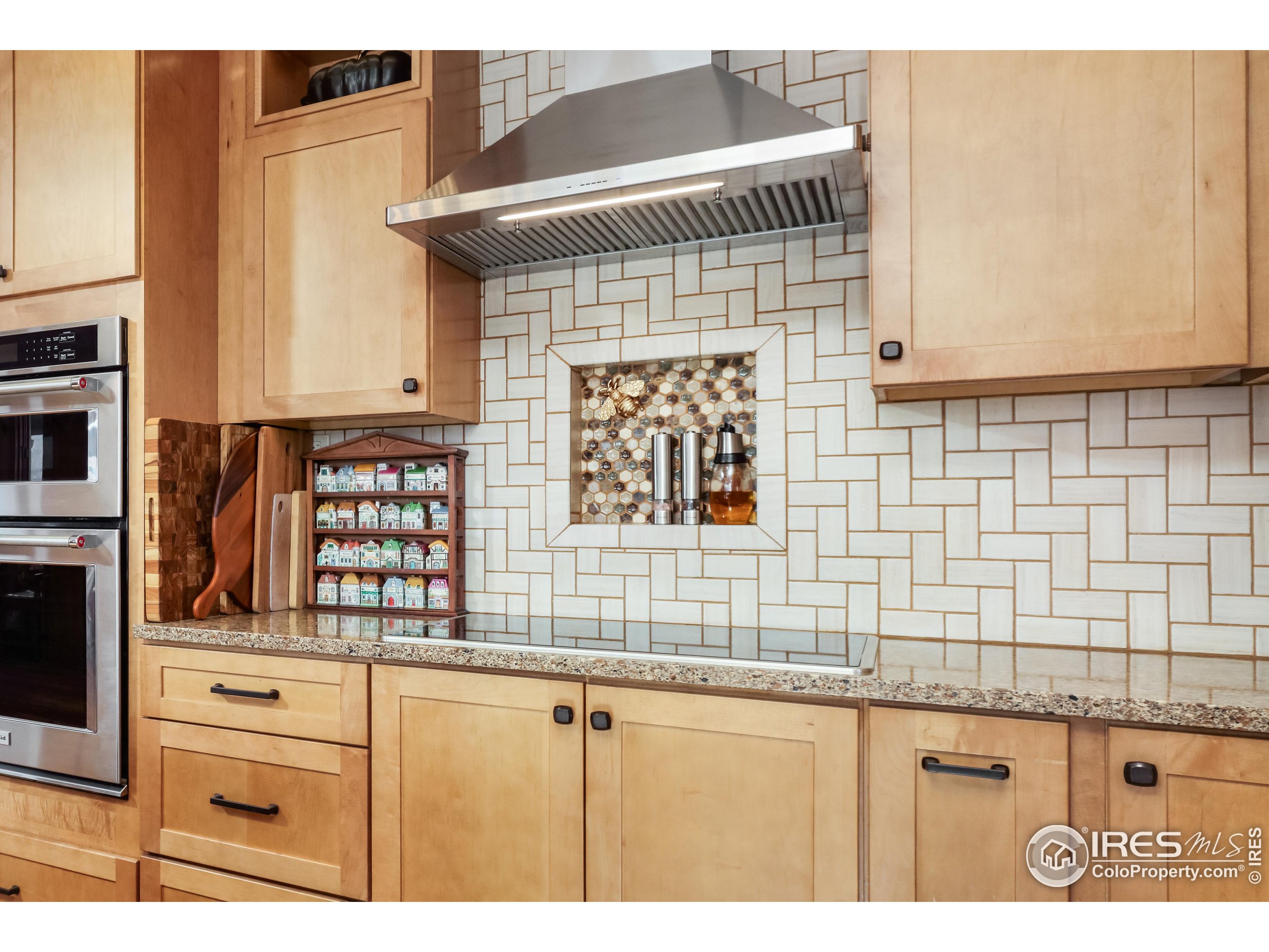 385 Lakeshore Park Rd