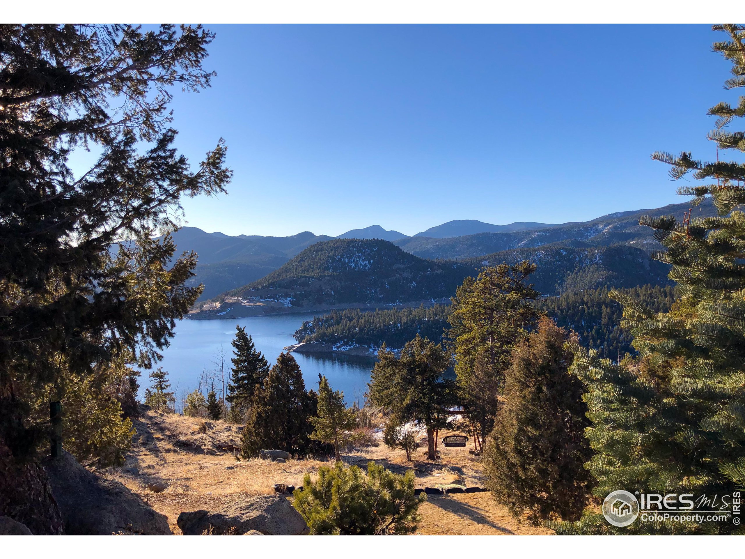 385 Lakeshore Park Rd