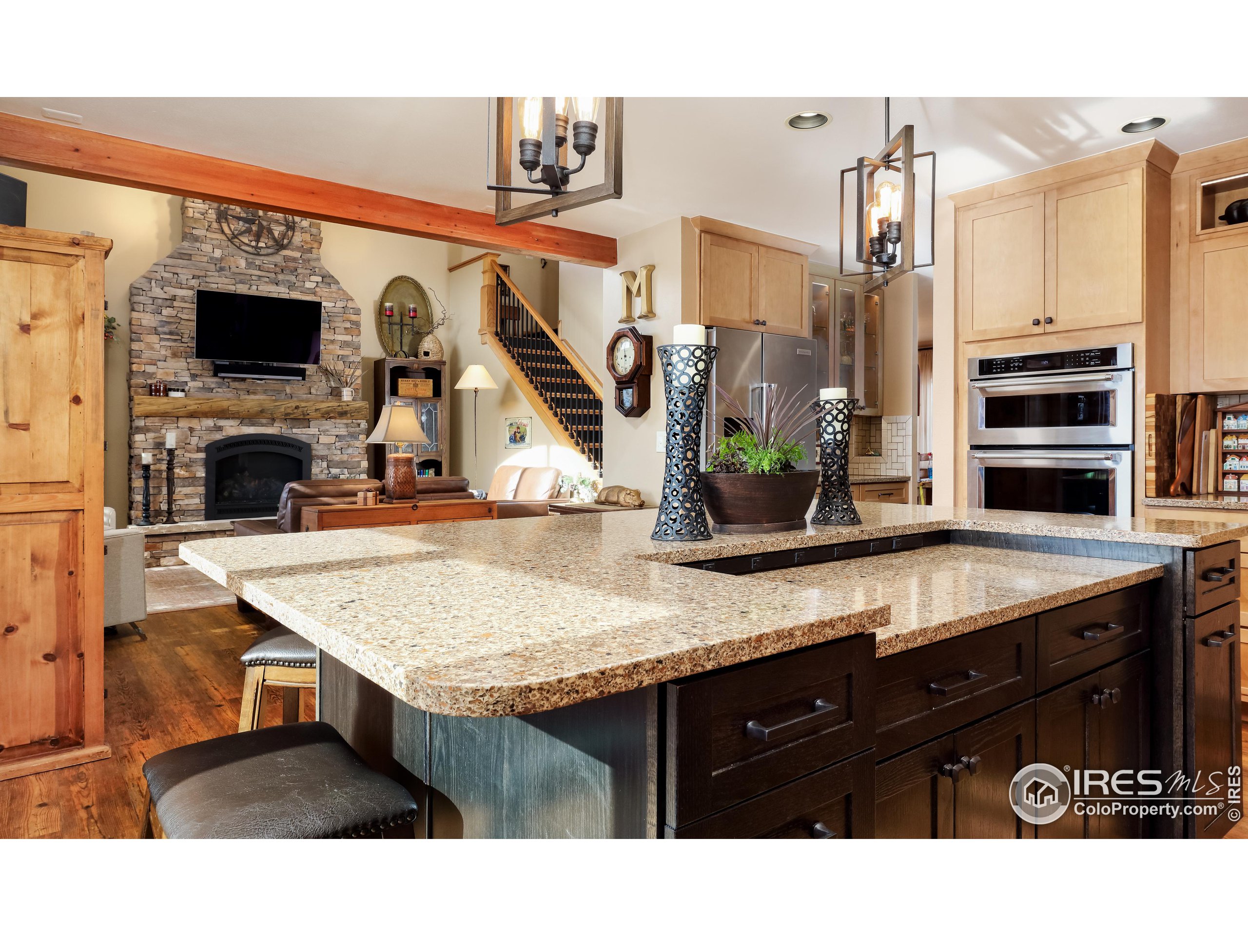 385 Lakeshore Park Rd