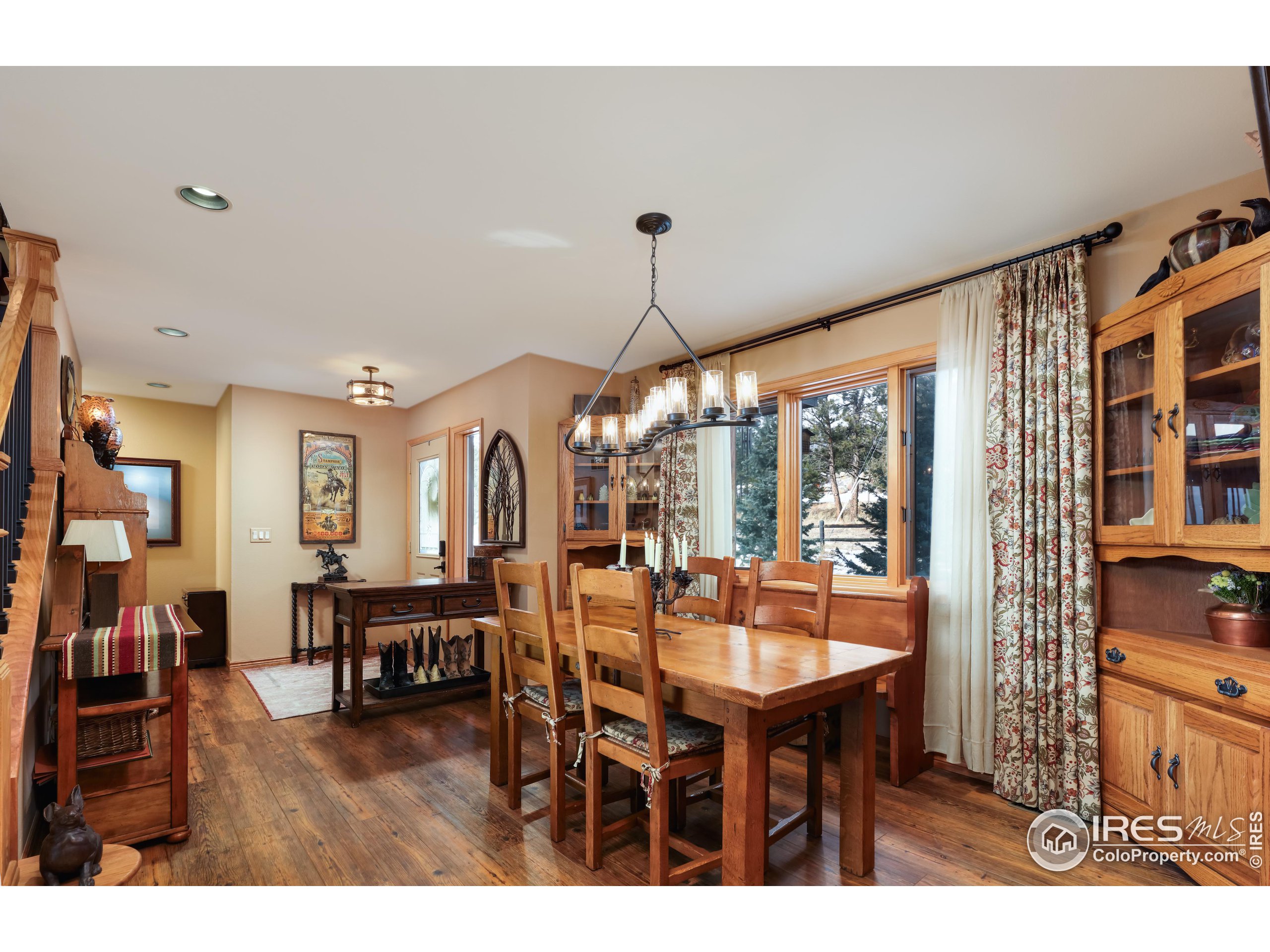 385 Lakeshore Park Rd