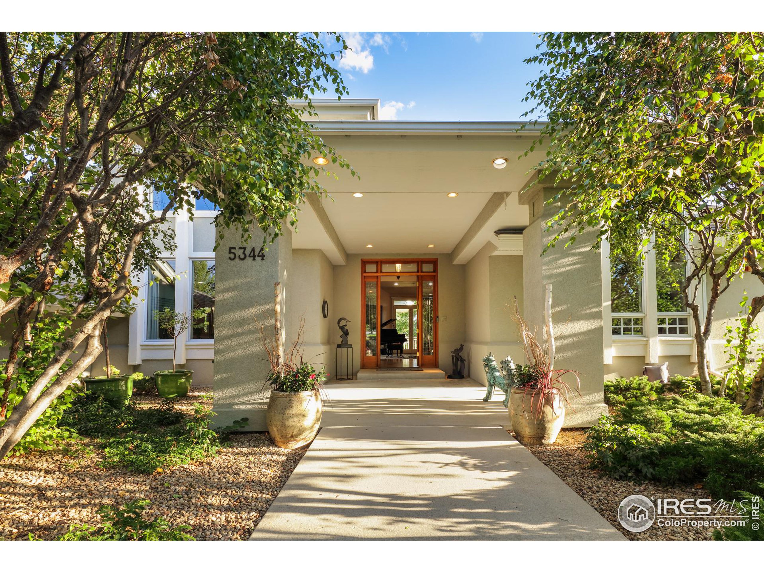 5344 Westridge Dr