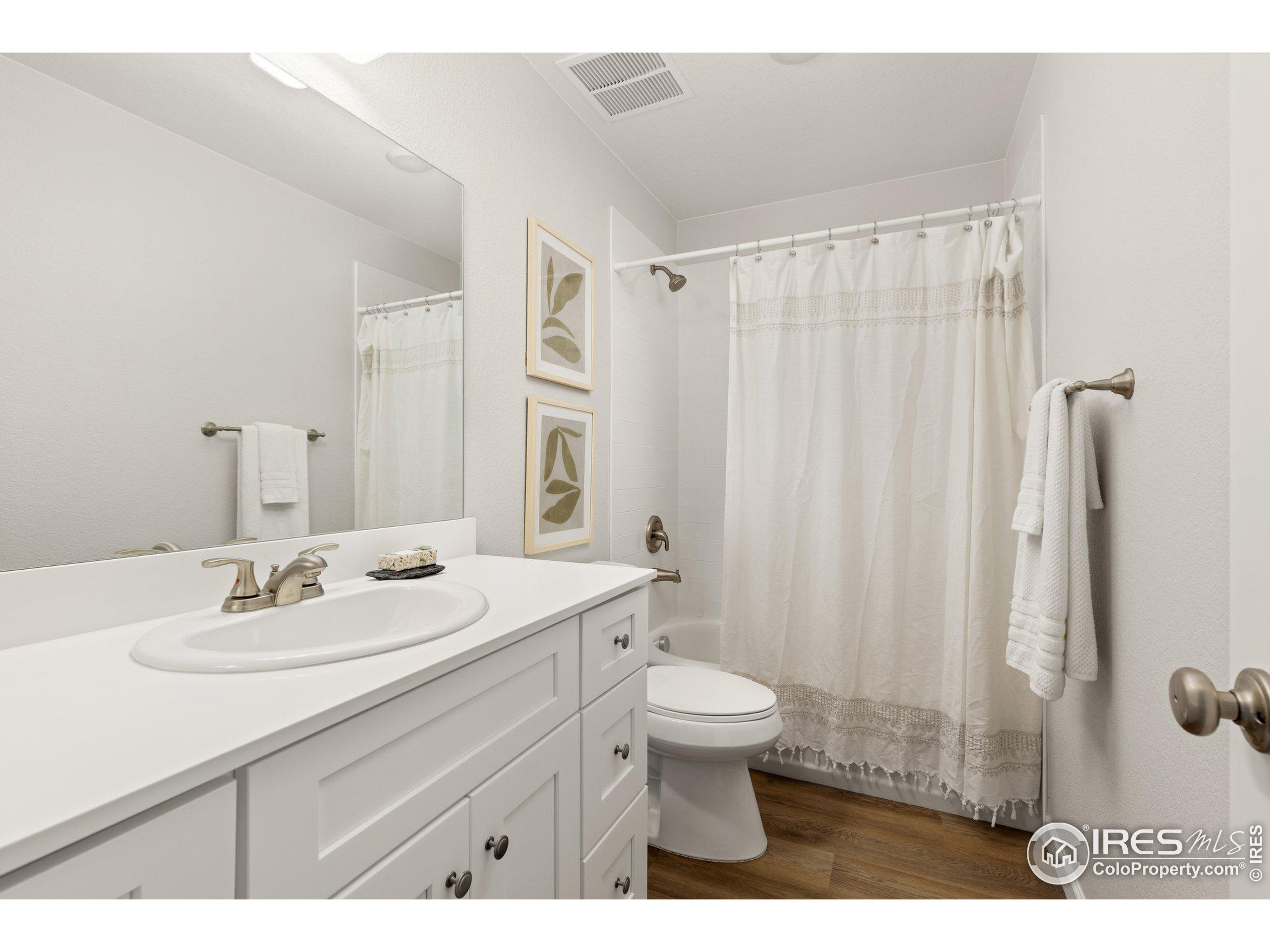 390 Owl Dr Louisville