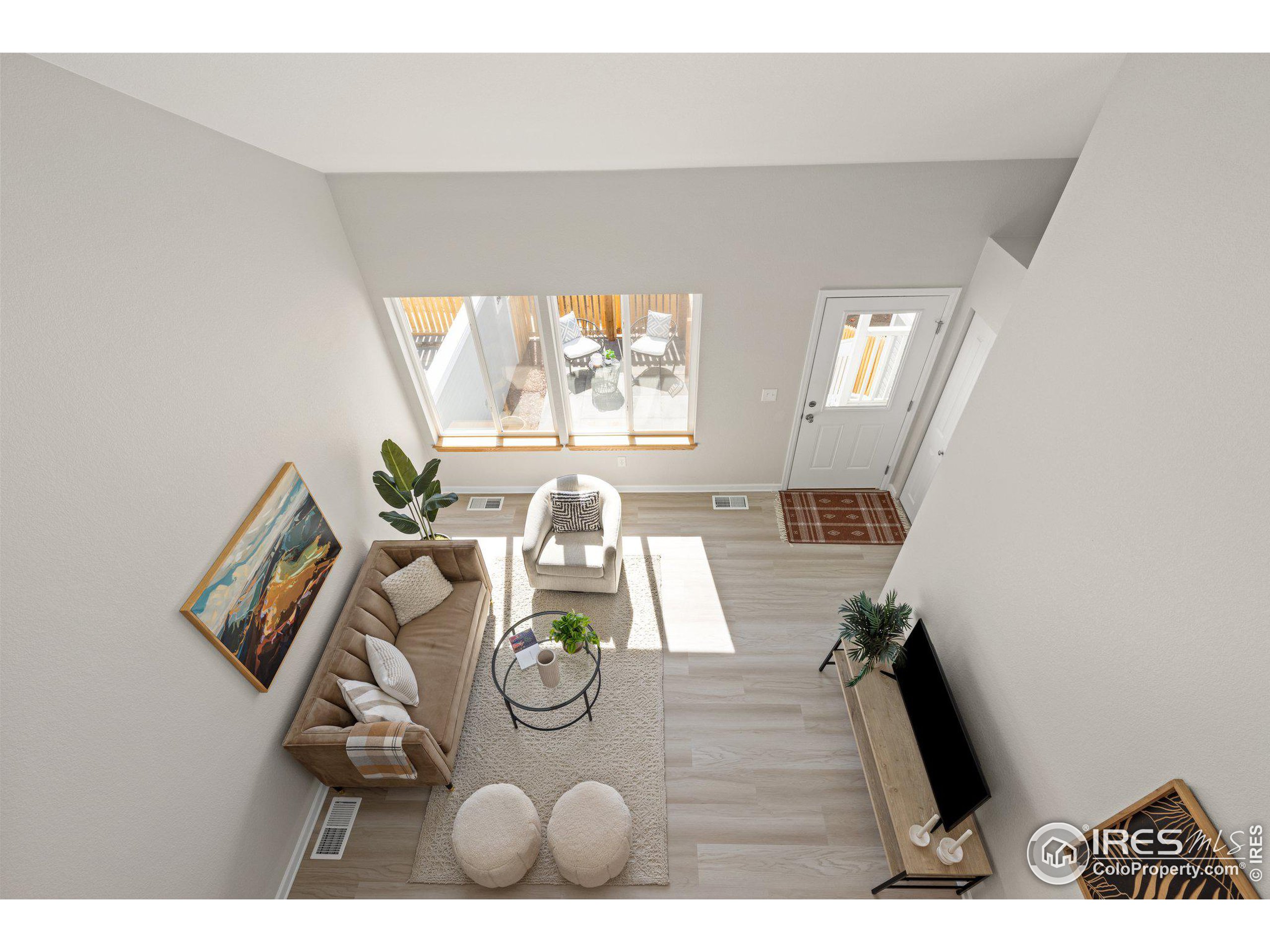 390 Owl Dr Louisville