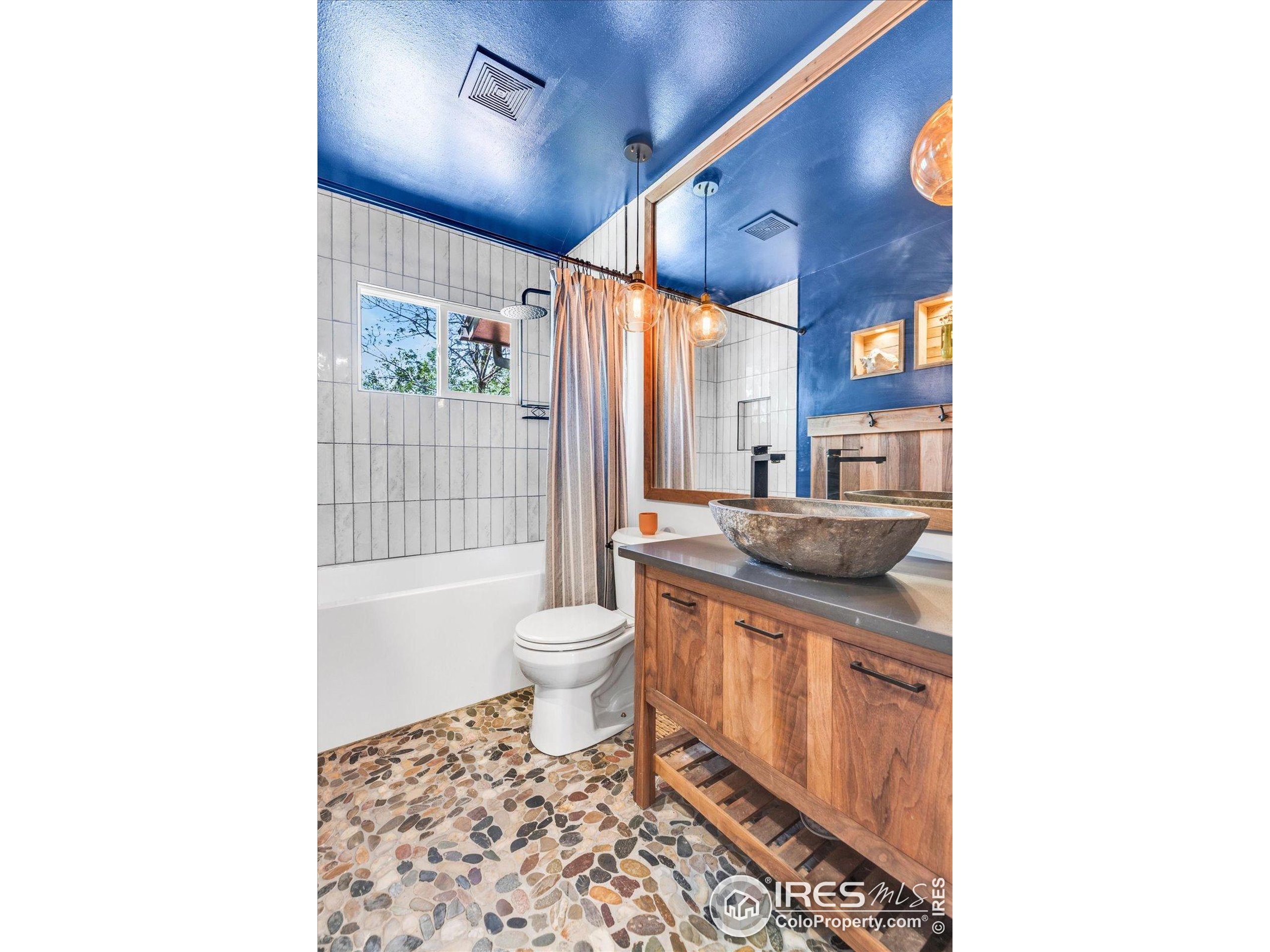 1407 S Terry St Longmont