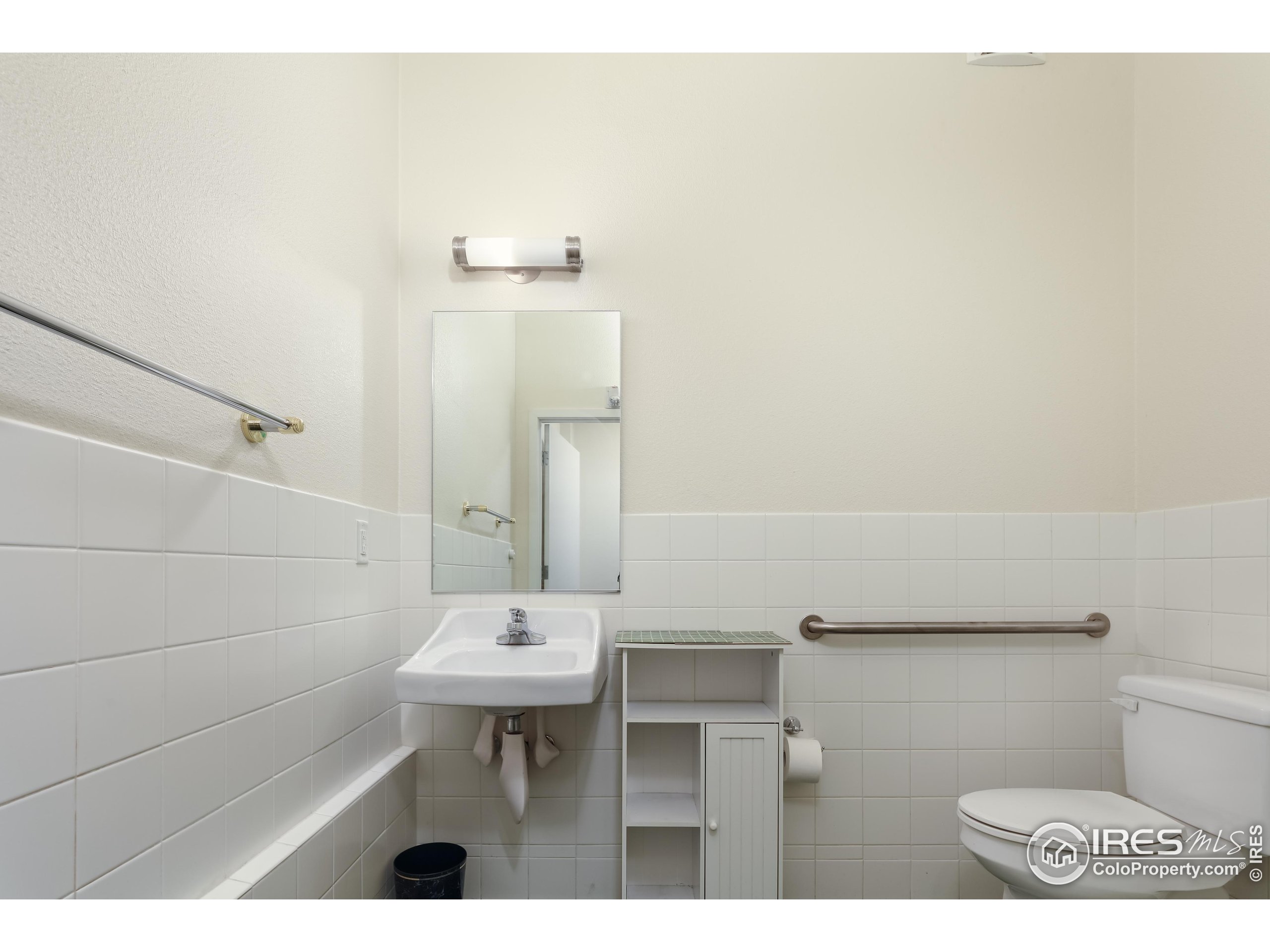 1517 Easy Rider Ln 101 & 102