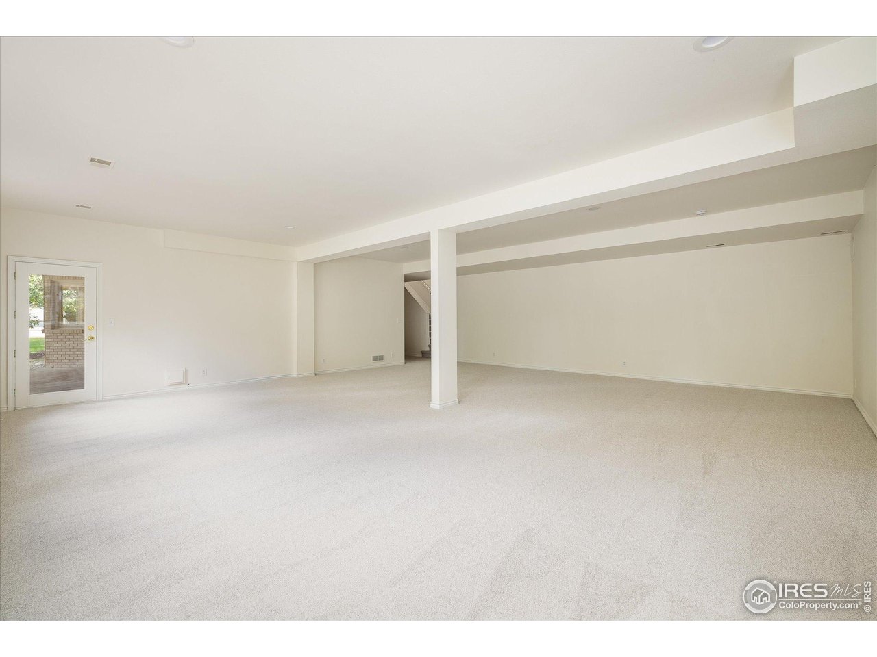 2520 Columbine Circle