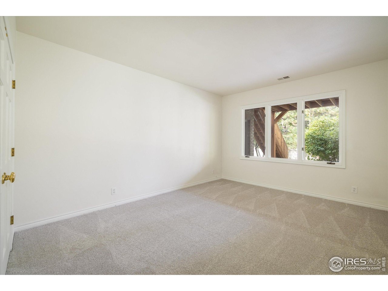 2520 Columbine Circle