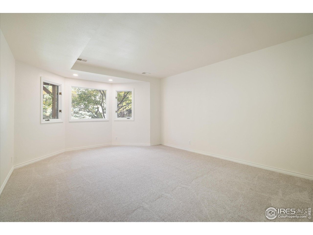 2520 Columbine Circle