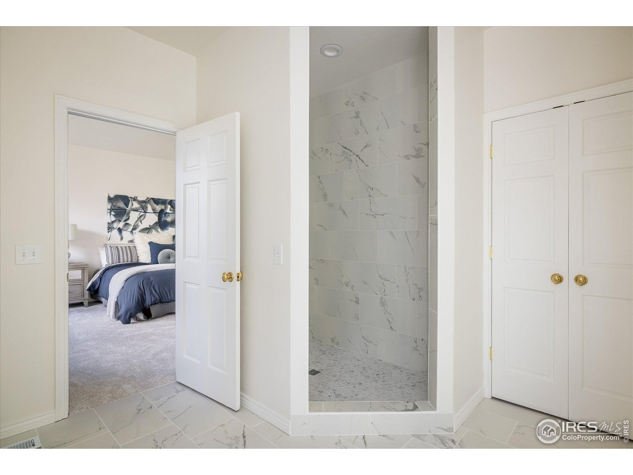 2520 Columbine Circle