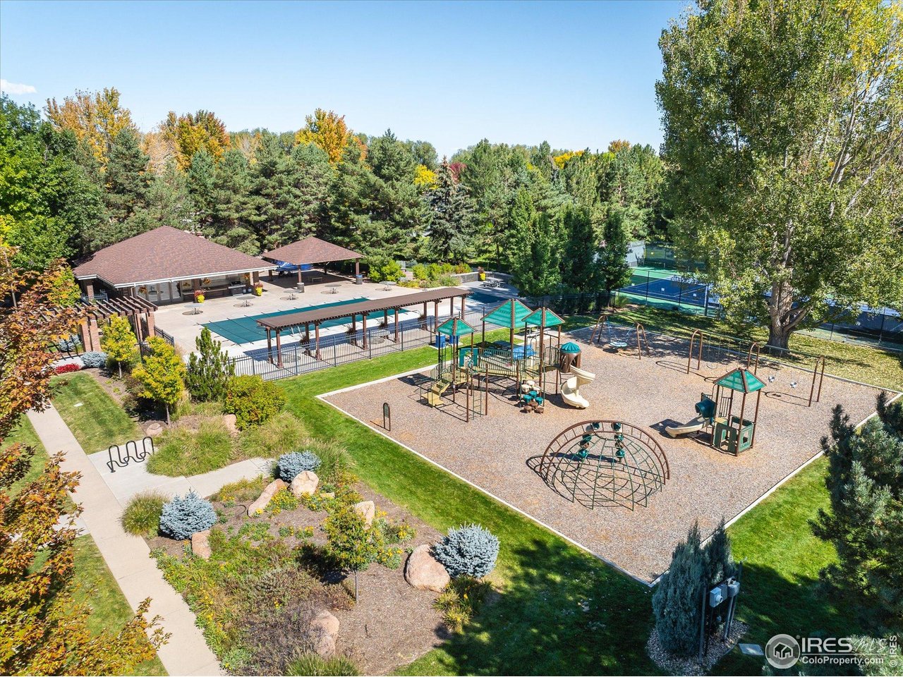 2520 Columbine Circle